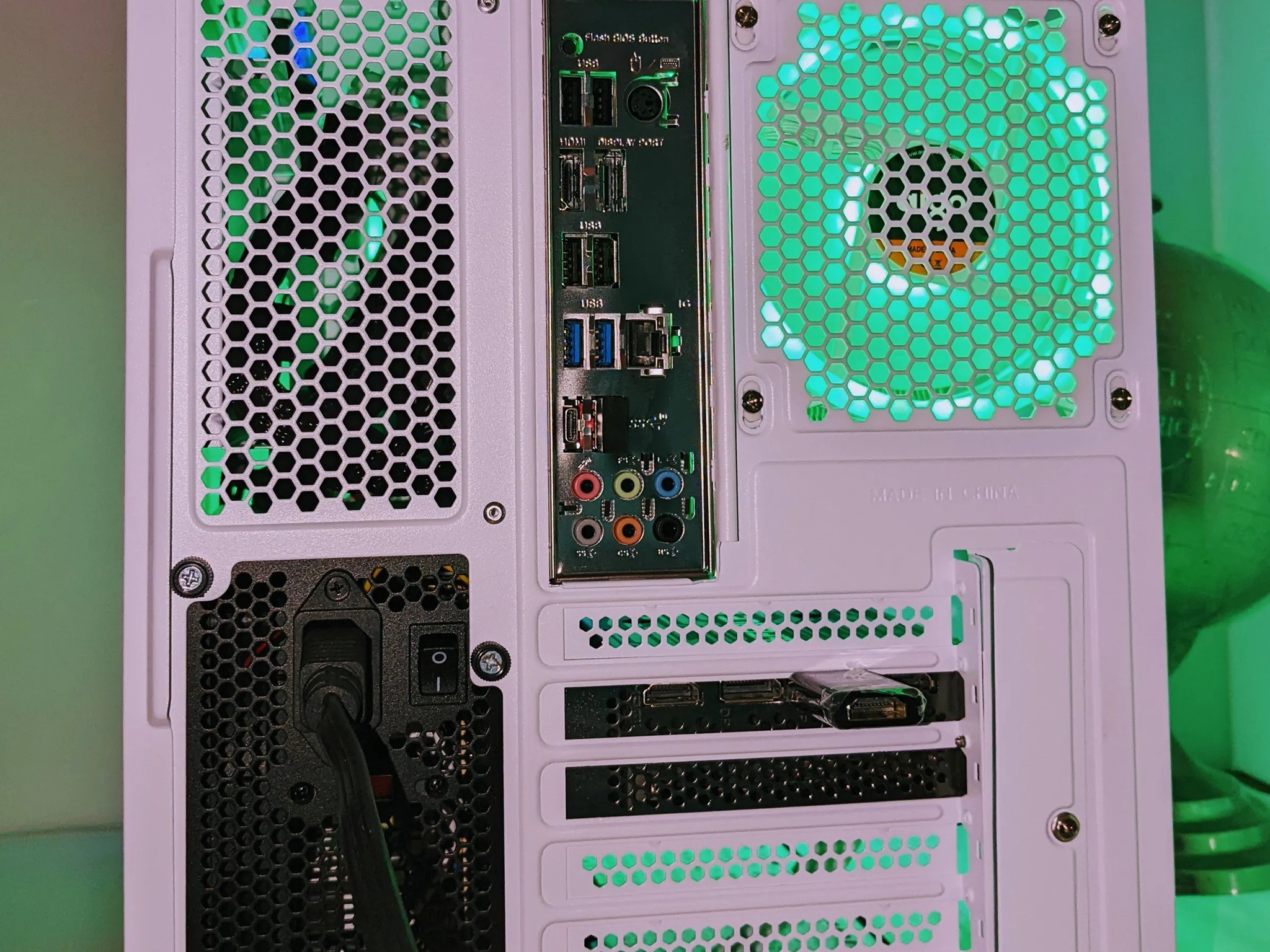 ⚪️High Performance |RTX 3060TI | Ryzen 5 4500@4.3GHz| 16GB DDR4 RAM| w/Over 1TB NVMe/SSD| Windows 11