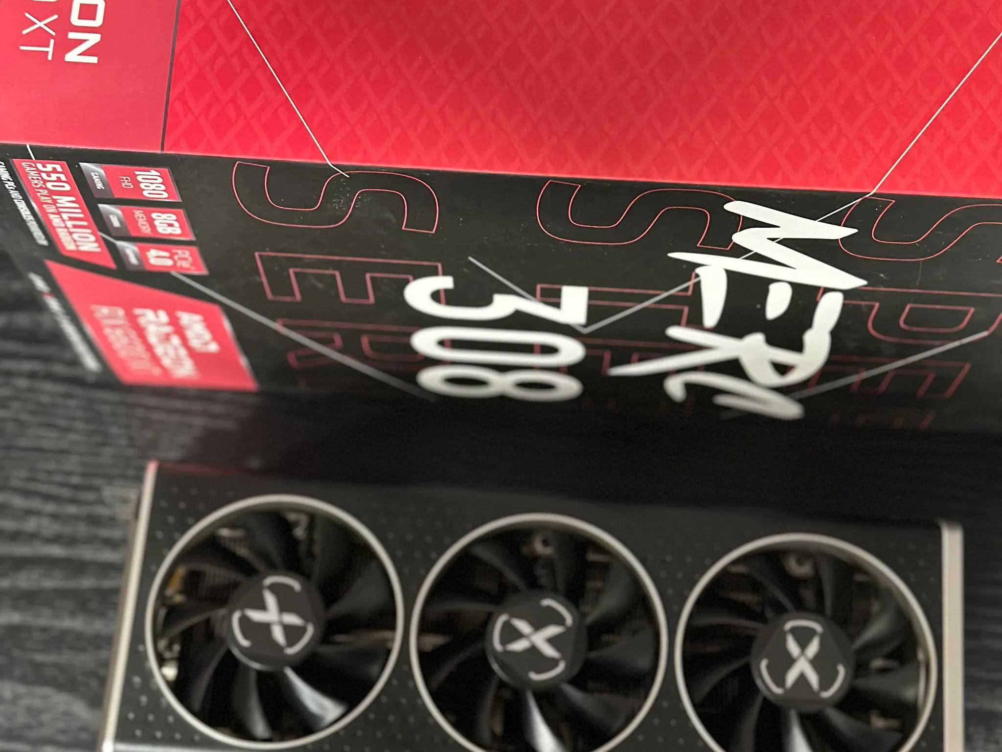 XFX Radeon RX 6600 XT 8GB GDDR6 PCI Express 4.0 BLACK Gaming Graphics Card