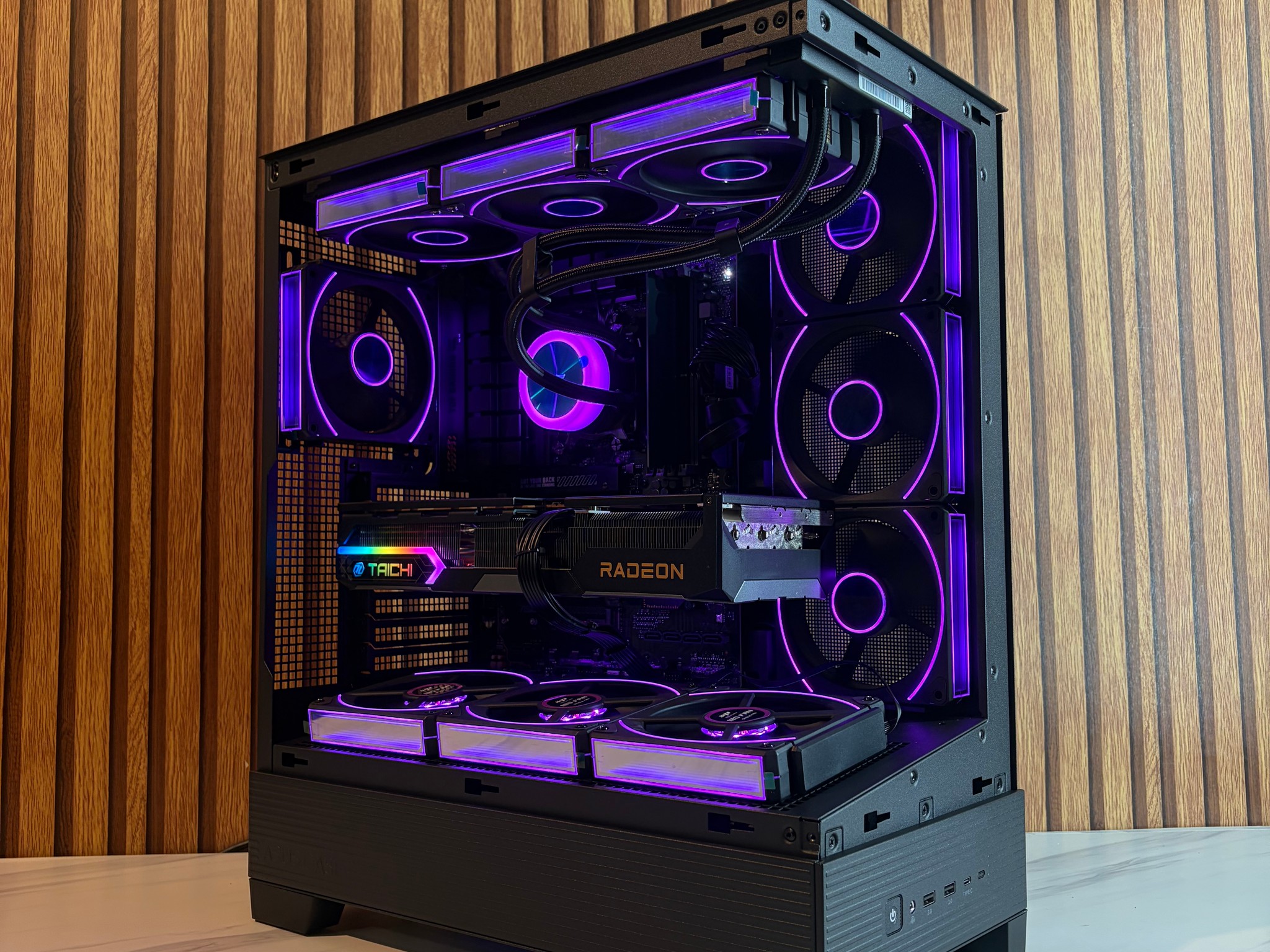 RX 9070 XT 16GB | RYZEN 7 7800X3D | 16GB DDR5 | 1TB SSD | 360MM AIO |  750W