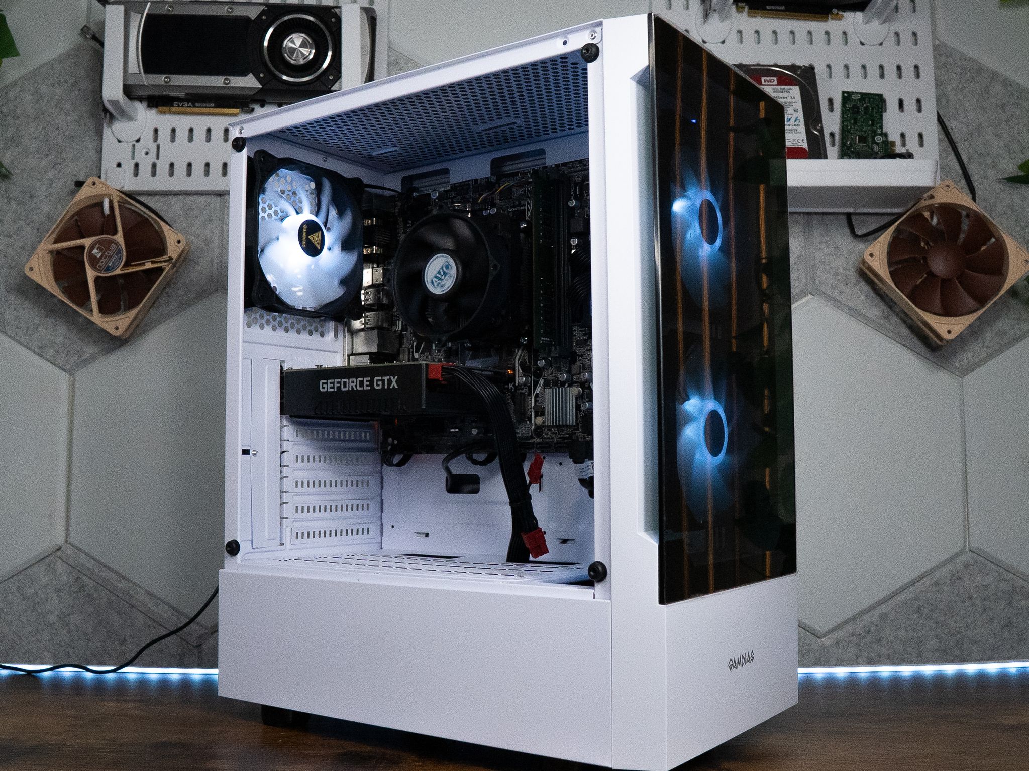 ❄️🌨 | GTX 1660 SUPER | RYZEN 5 2600 | 16GB DDR4 RAM | 1.24TB | Y2K Hero BRONZE