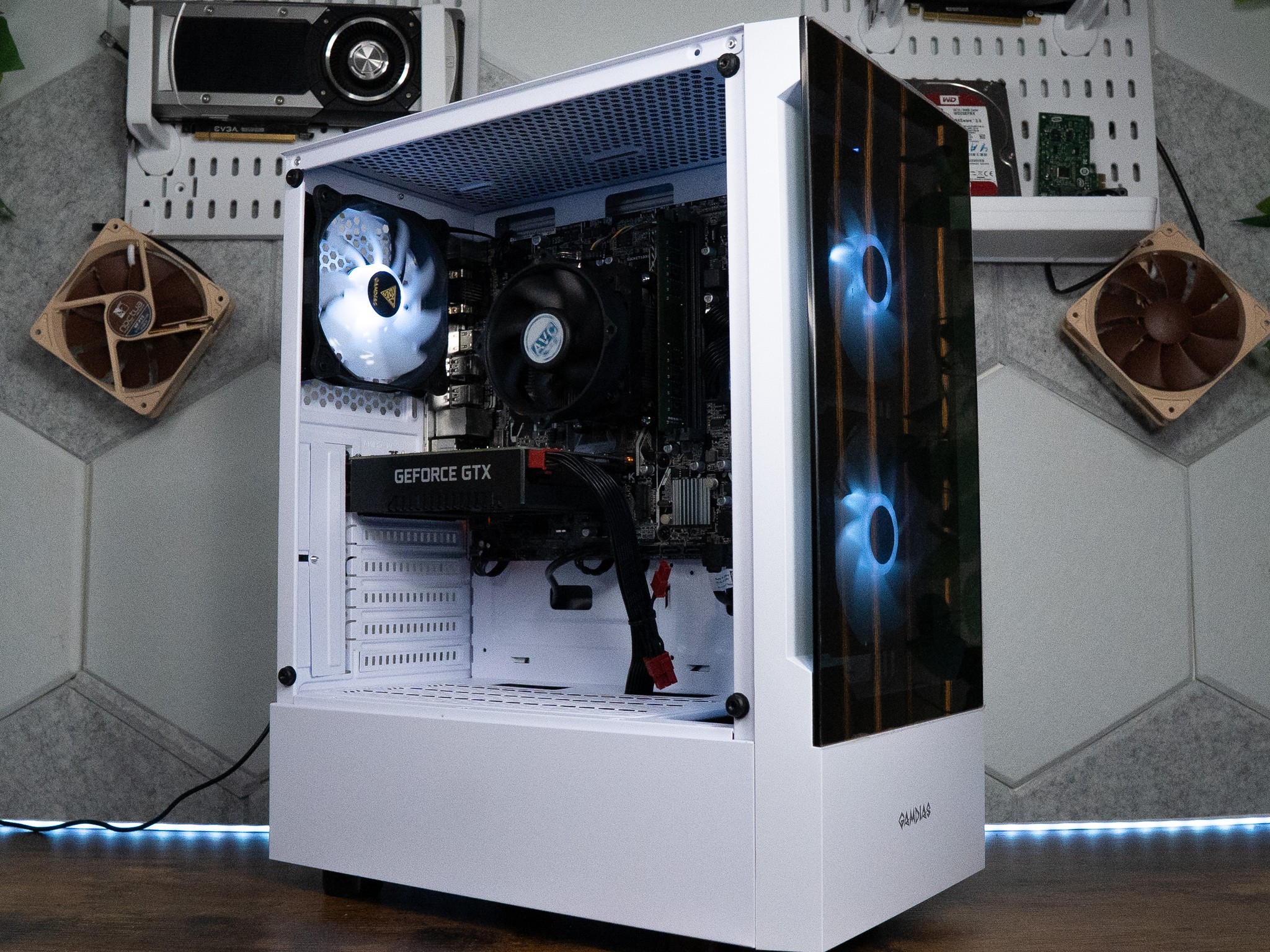 ❄️🌨 | GTX 1660 SUPER | RYZEN 5 2600 | 16GB DDR4 RAM | 1.24TB