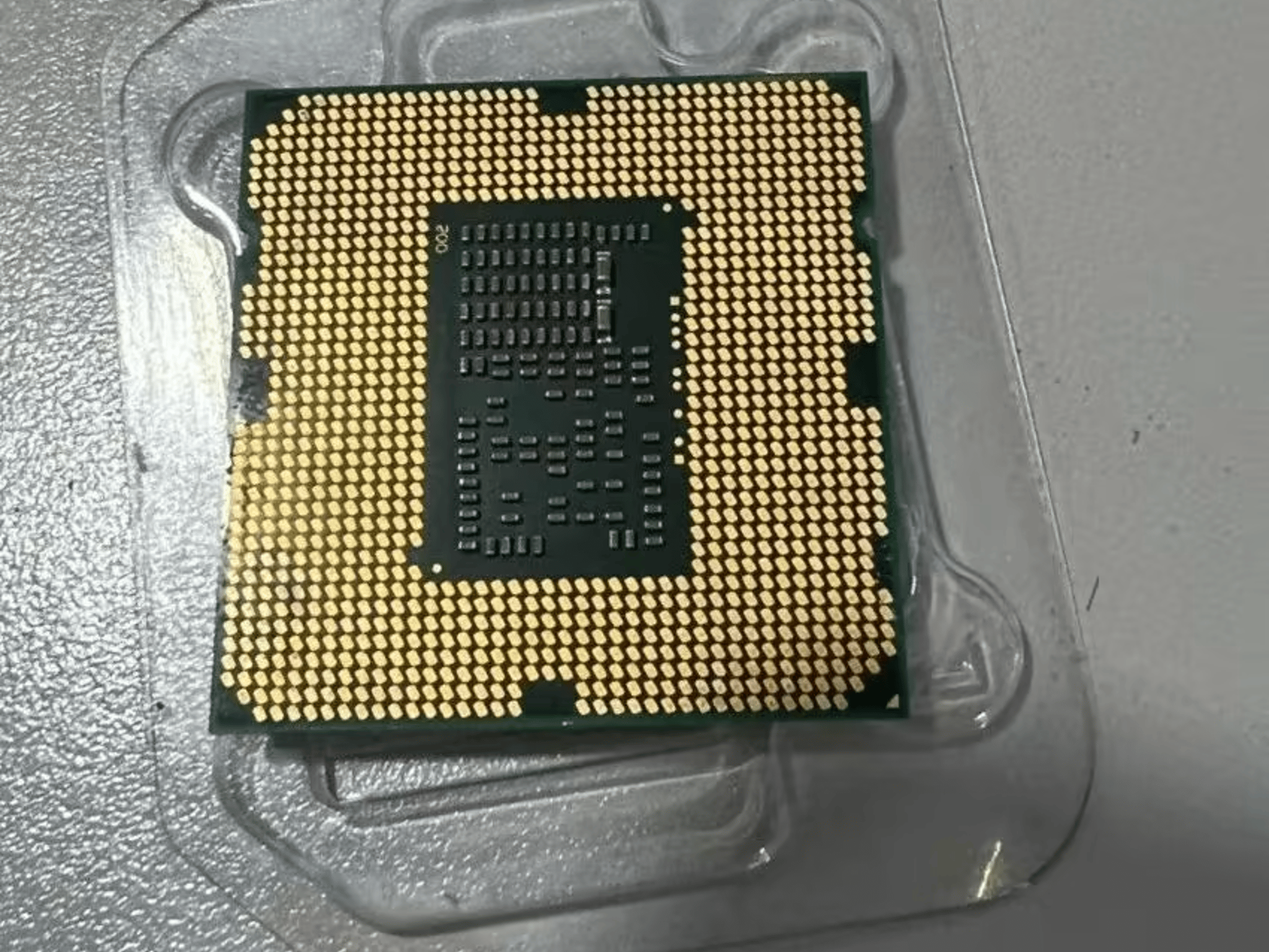 Intel Core i7-10900k 10-core/20-Thread LGA1200 Desktop CPU