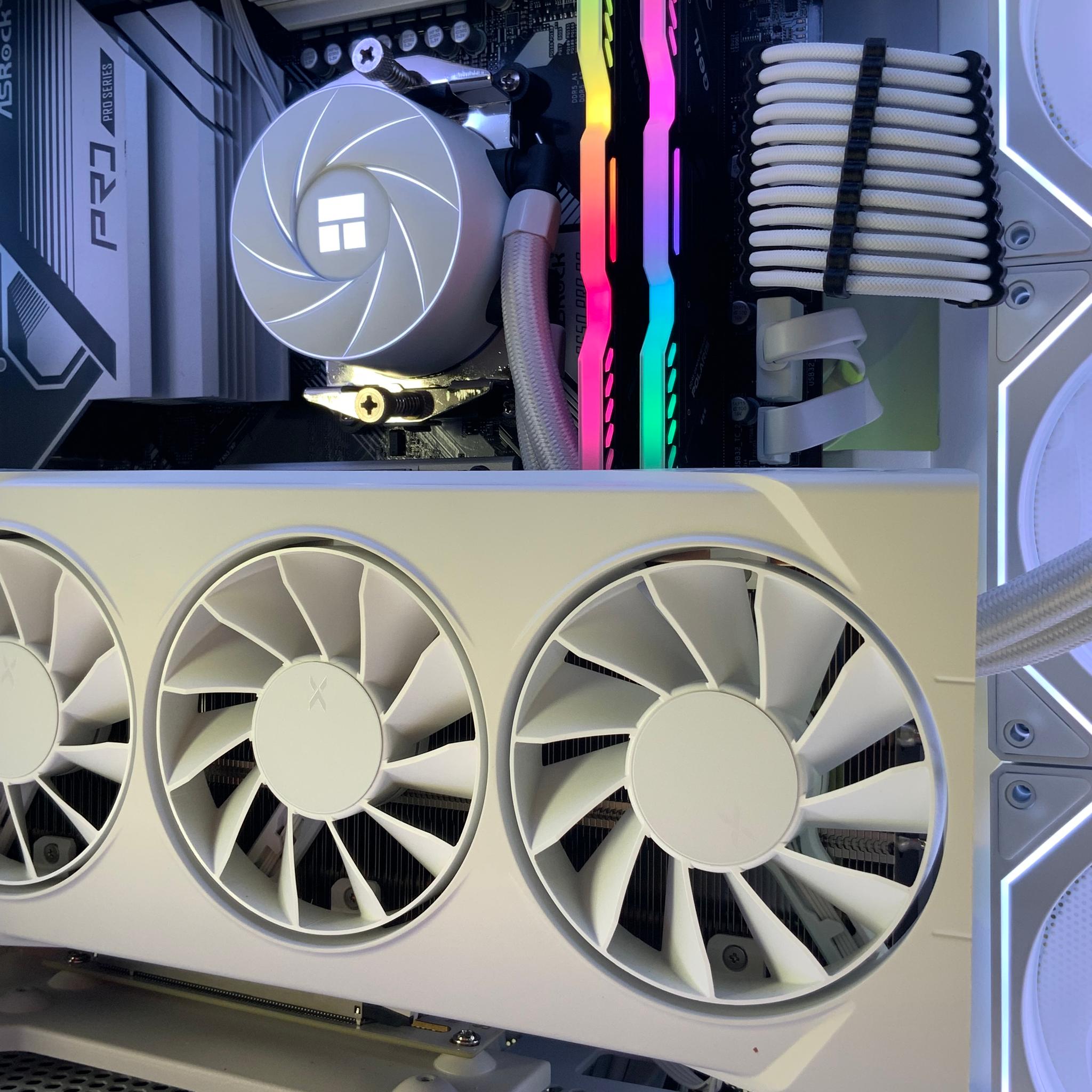 ❄️ ❄️ Gaming PC | Ryzen 7 7700X | RX 9060 XT | 32GB DDR5 | 1TB SSD | AM5 | White Snow Build ❄️ ❄️
