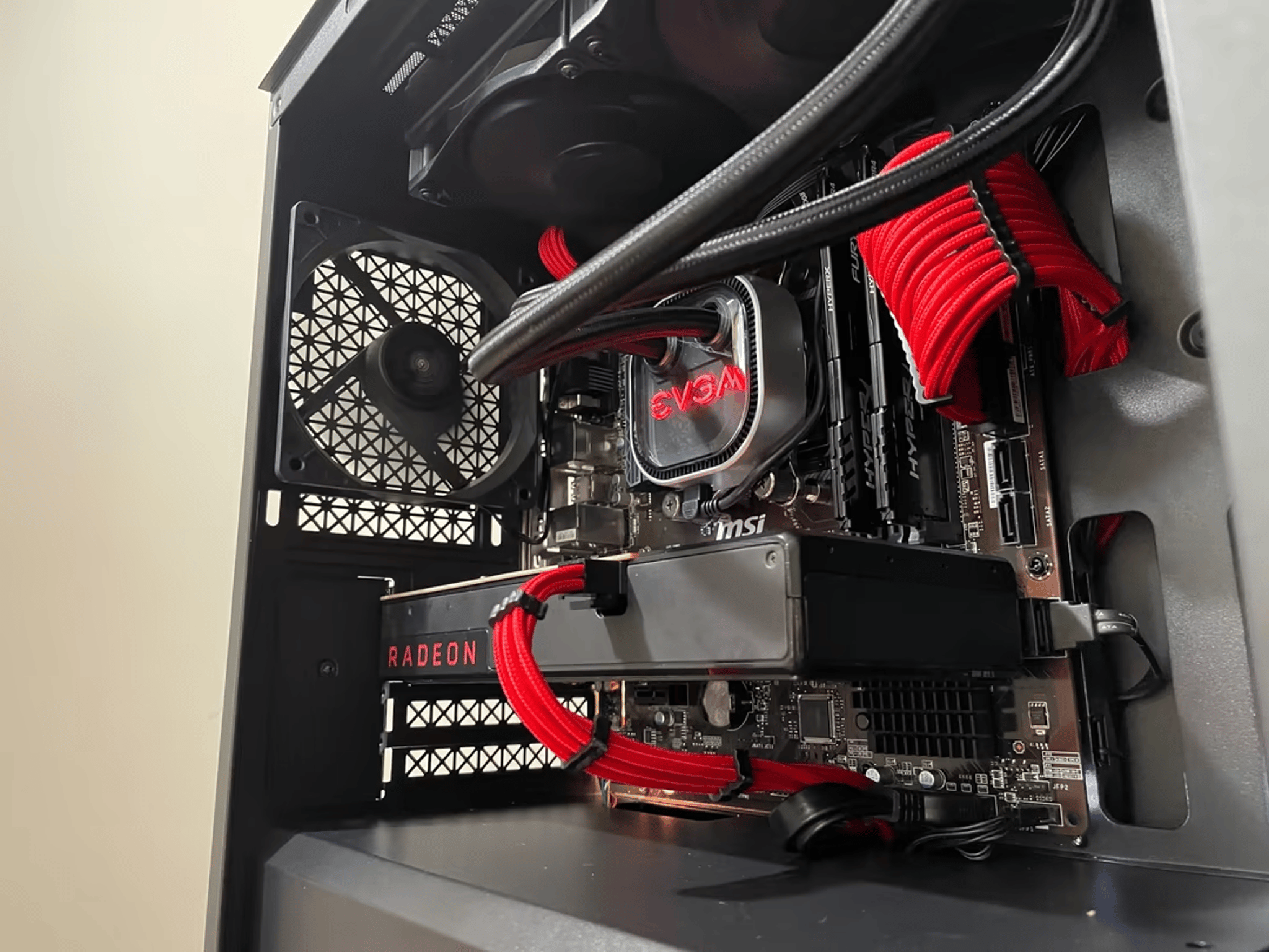 Redline🔥/ Ryzen 1700x, Rx 570 Budget-Gaming PC