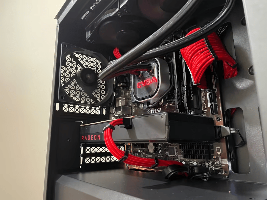 Redline🔥/ Ryzen 1700x, Rx 570 Budget-Gaming PC