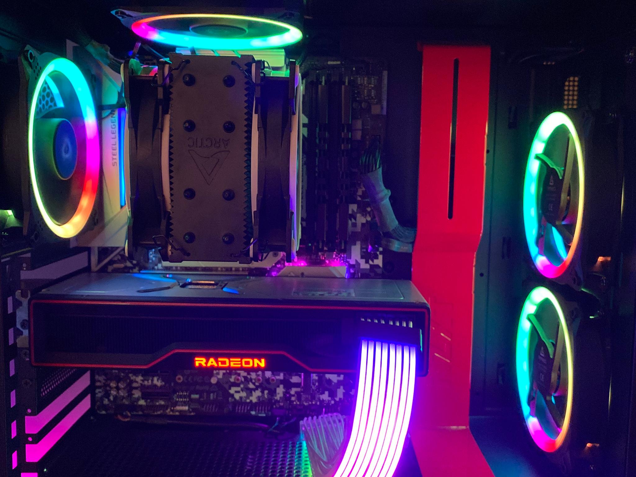 AMD** Radeon RX 6800XT 16 GB GPU