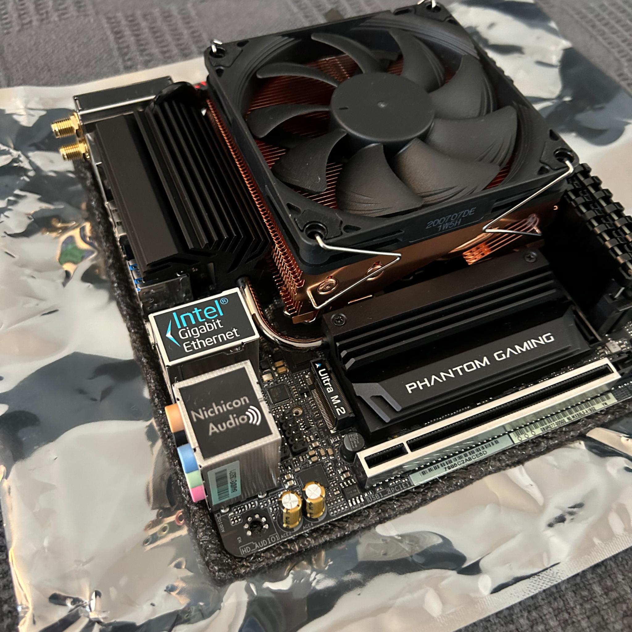 Mini ITX Bundle - Z390, i7 9700F, 32GB RAM, CryoRig C7 Cu Edition