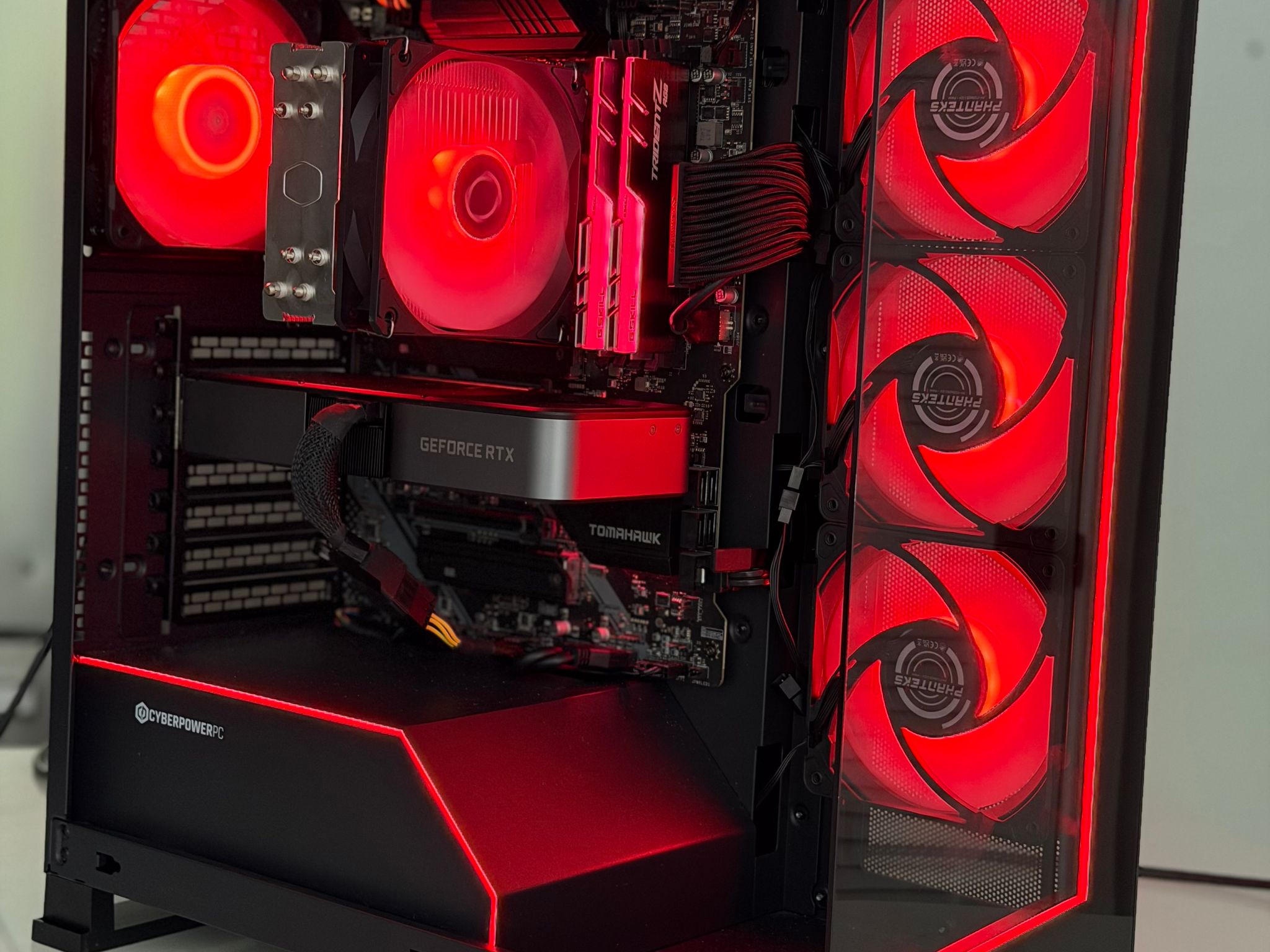 Gaming PC | RTX 3070 Founders Edition | RYZEN 7 5700X | 32GB DDR4 | 500GB SSD & 2TB HDD | WIFI & BT