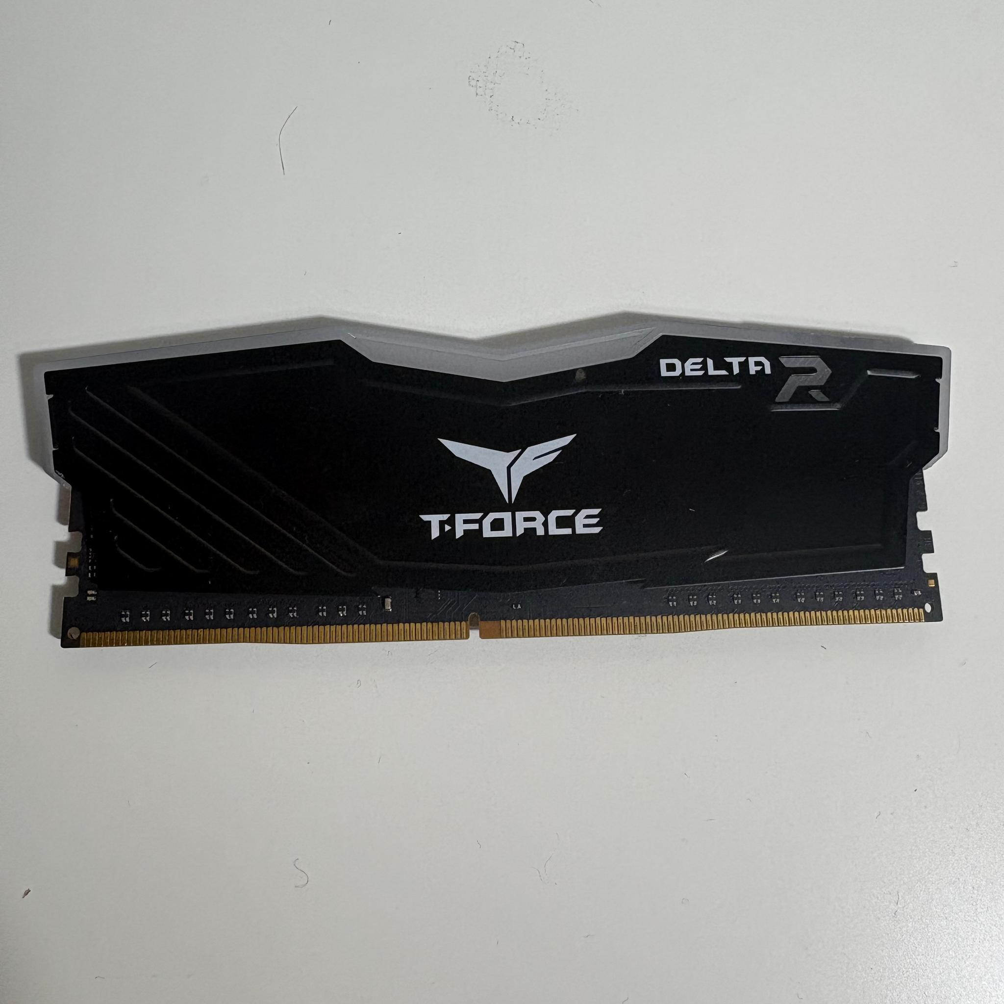 8GB TeamGroup T-Force 3000 Mhz RGB DDR4 Memory