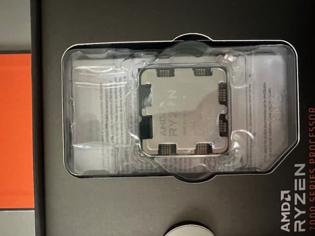 AMD Ryzen 9 7900X