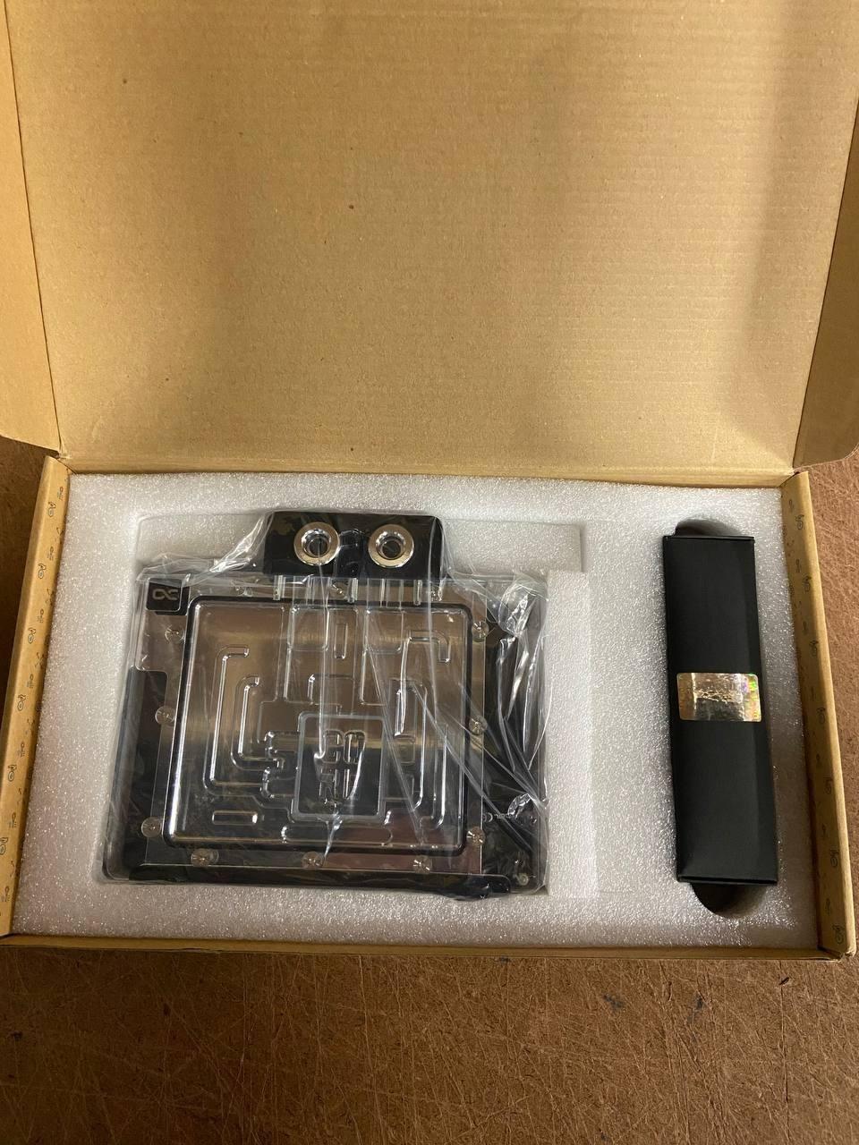 Alphacool Core Geforce RTX 5080 Suprim + Vanguard Waterblock with Backplate (102