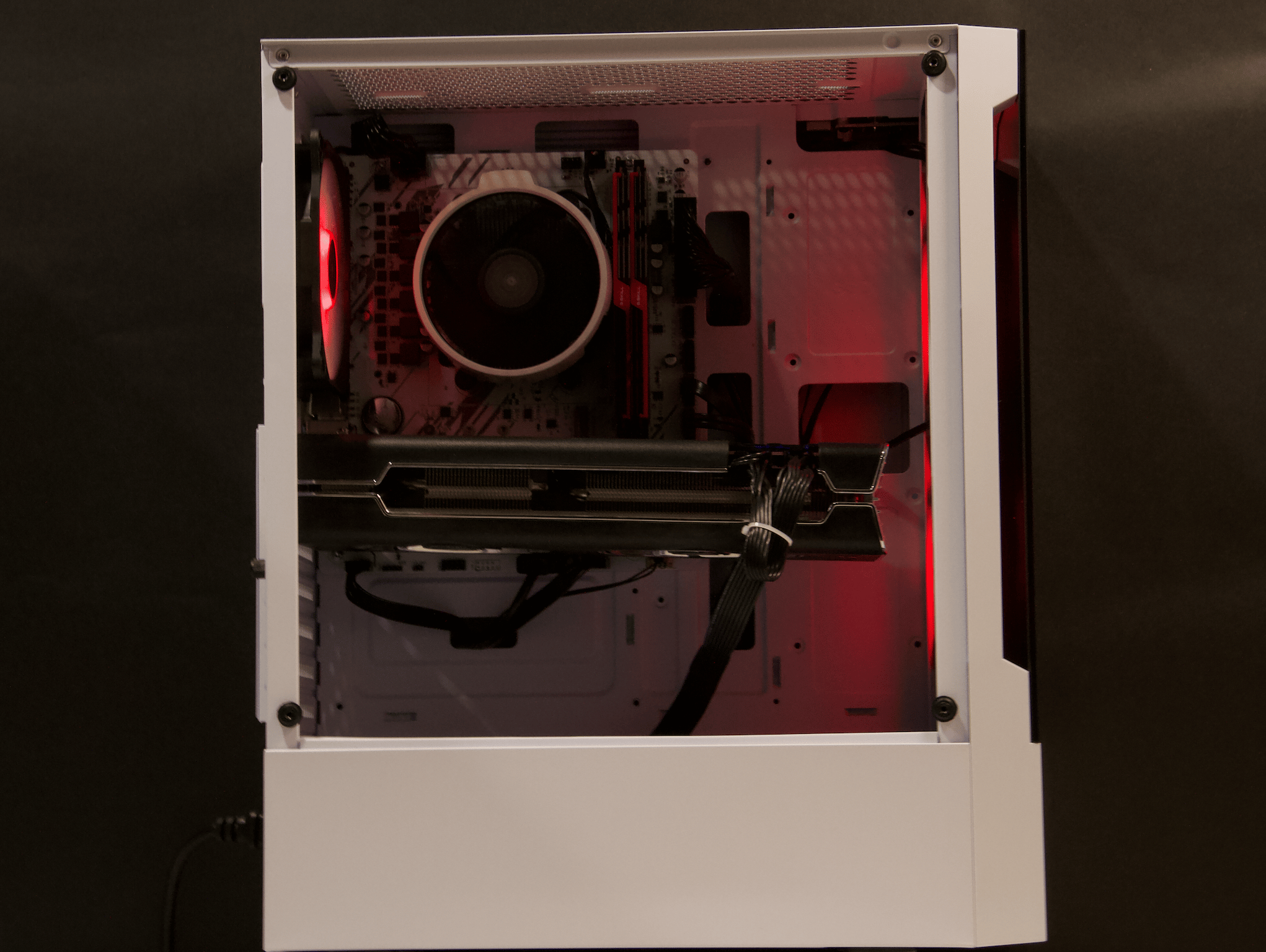 RX 5700 XT, Ryzen 5 3600, 16GB DDR4, 1TB Storage, WiFi - Gaming PC