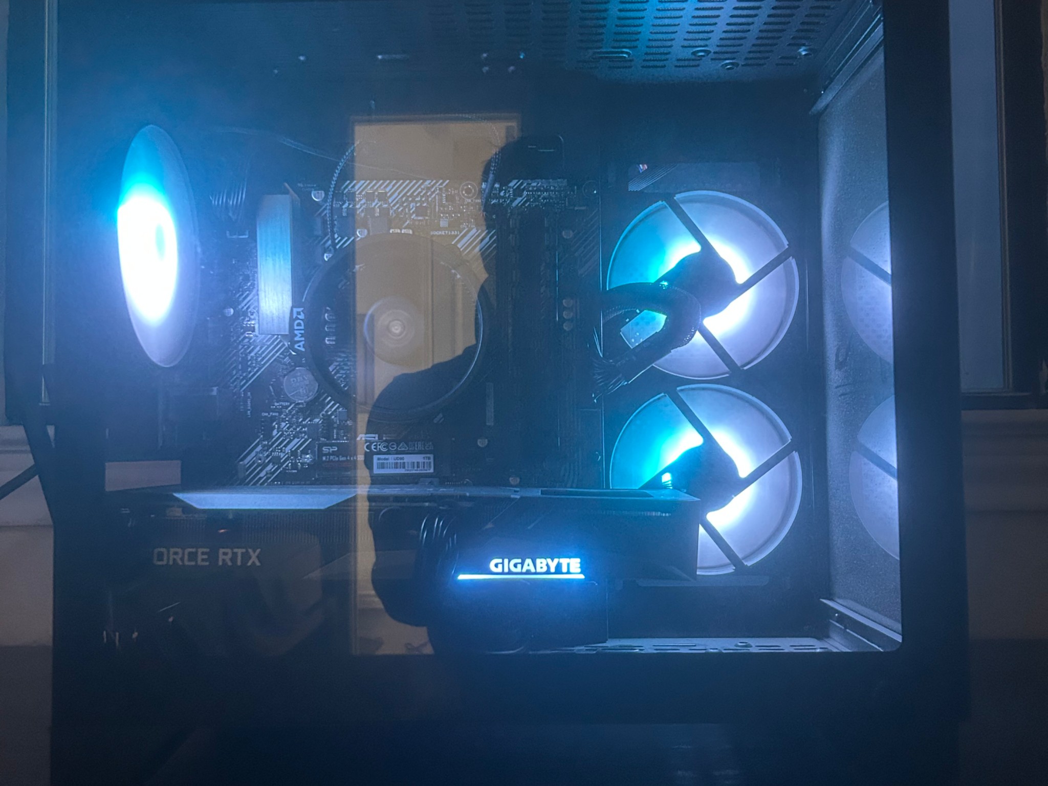 Gaming PC – RTX 3060 | Ryzen 5 5600X | 32GB RAM | 1TB SSD – Ready to Go!