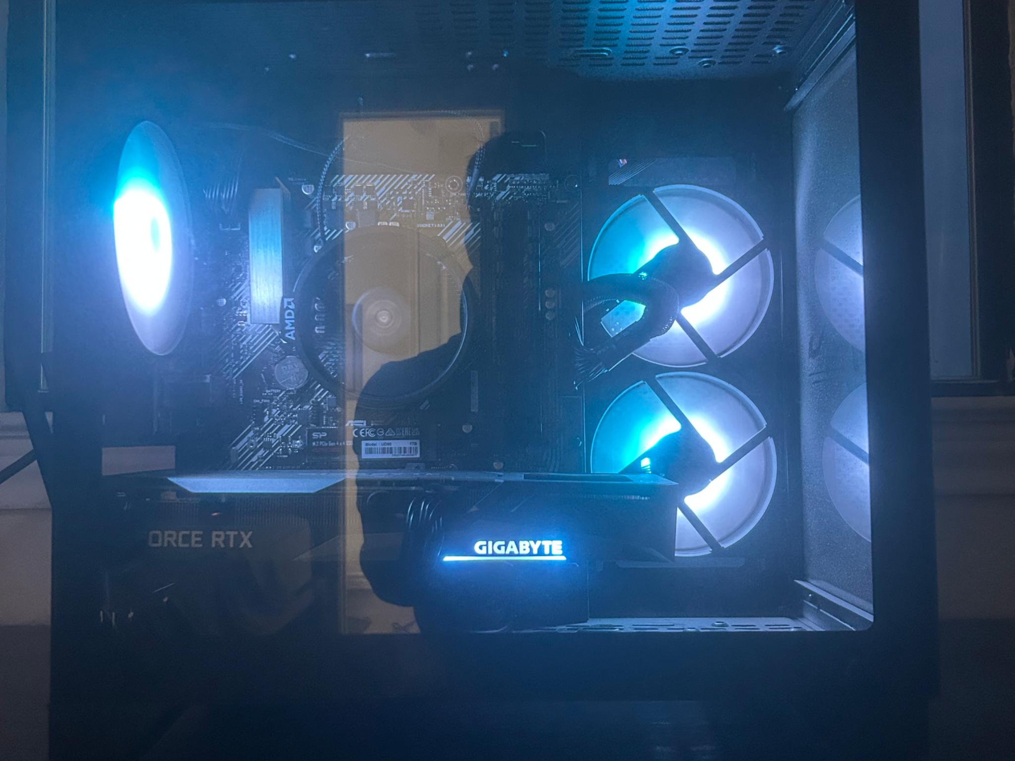 Gaming PC – RTX 3060 | Ryzen 5 5600X | 32GB RAM | 1TB SSD – Ready to Go!