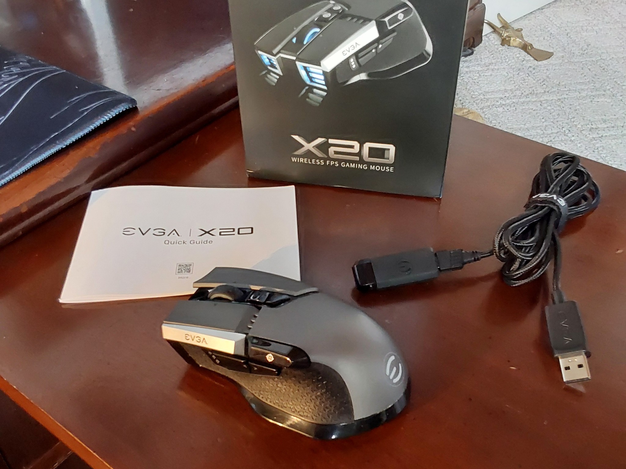 EVGA X20 Wireless Customizable Ergonomic Gaming Mouse, Grey, 16,000 DPI, 5 Profiles, 10 Buttons