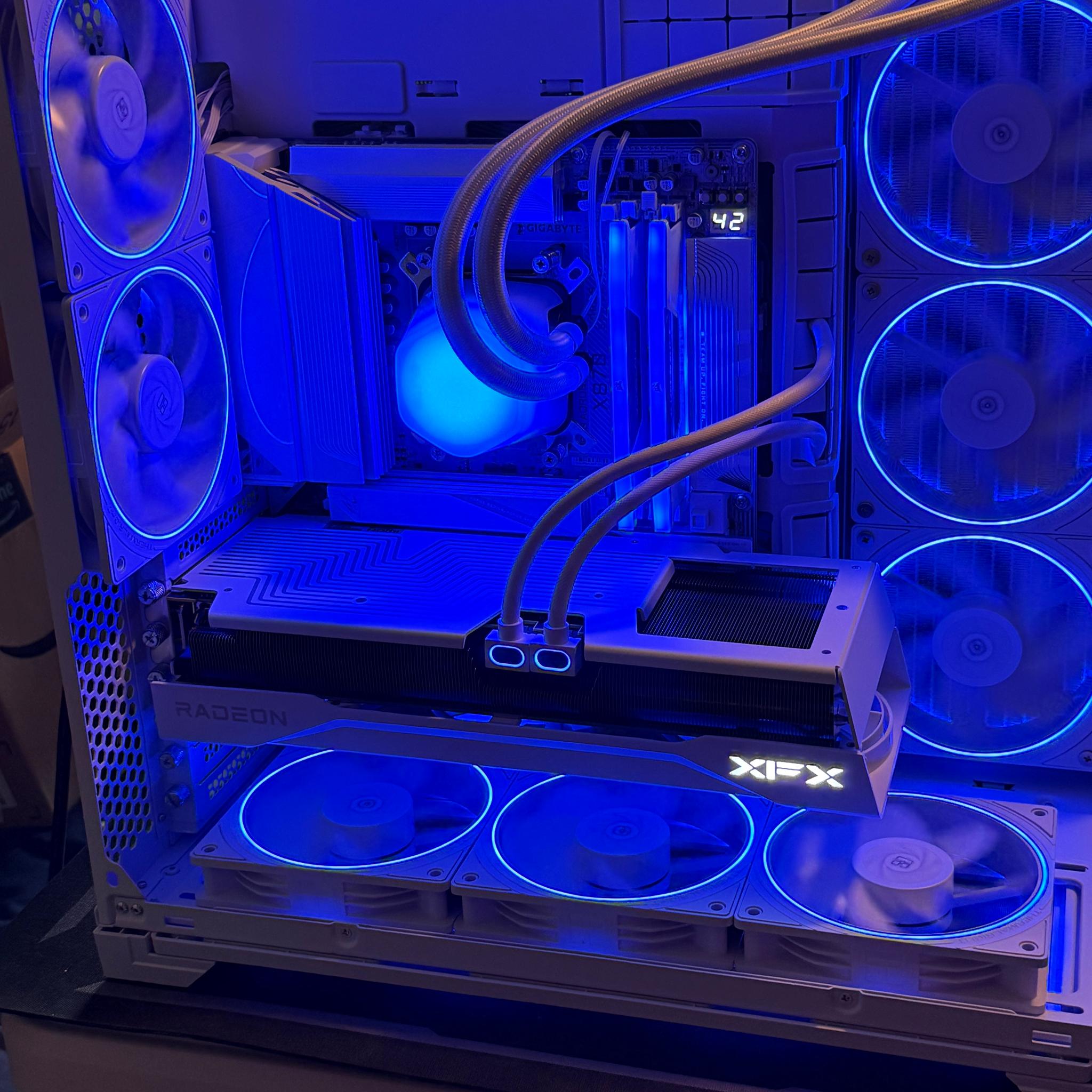 Premium Custom Gaming PC All White Build.  9800X3D and 9070XT XFX Swift
