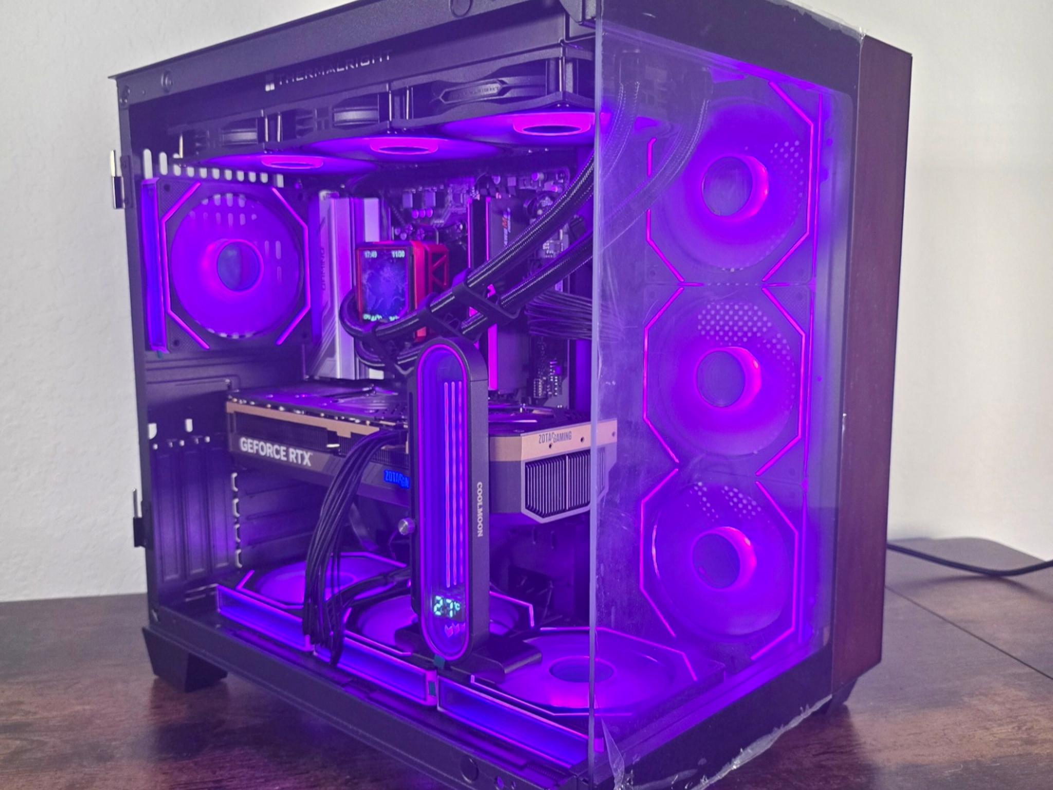 🟪Luminance V2🟪 Ryzen 7 7700 | 32gb ddr5 | RTX 5080 Gaming PC