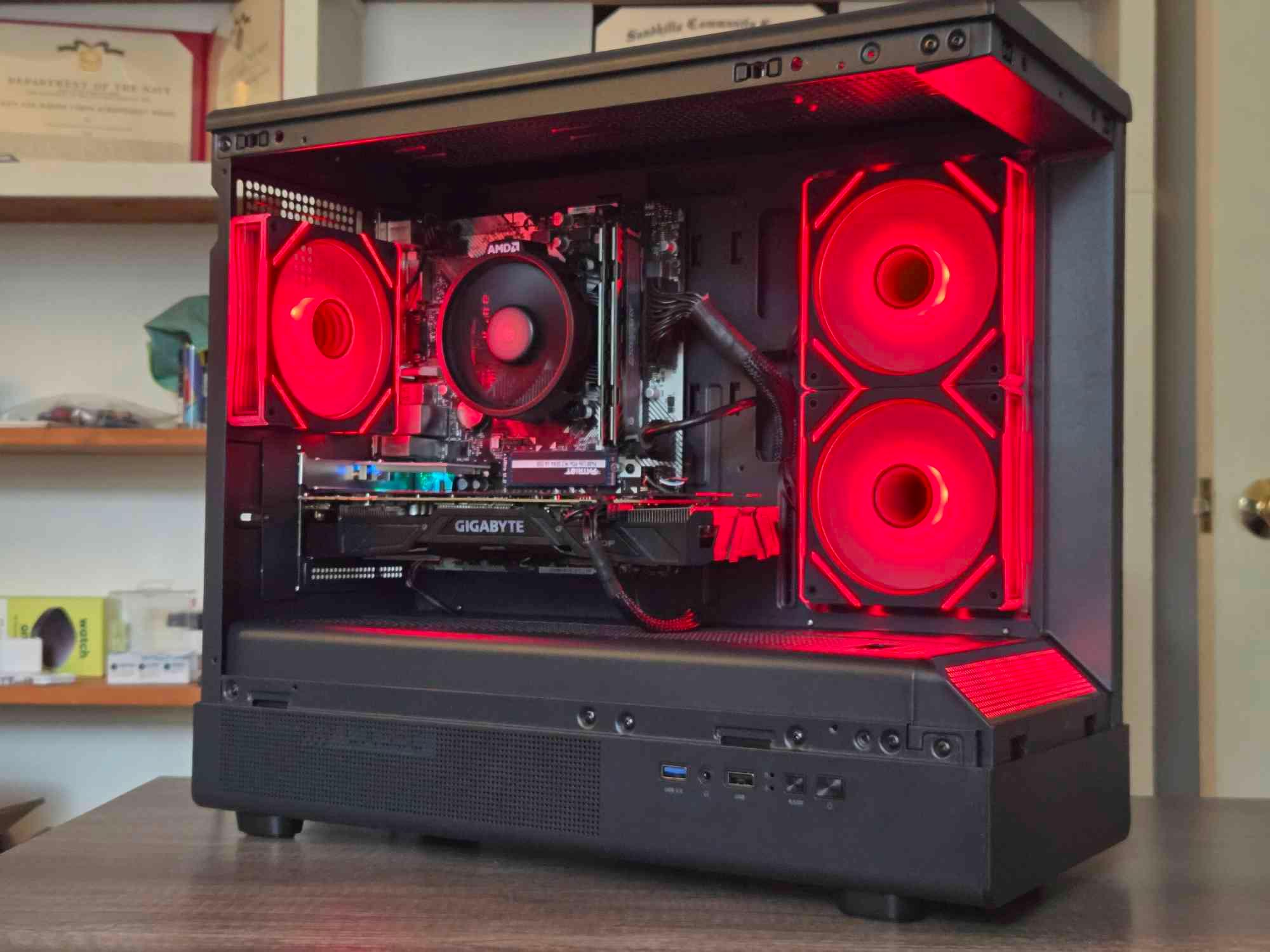 Black Gaming PC | GTX 1070 8GB | R5 2600 | 16GB | 500GB | Wi-Fi + BT | ARGB | 550W 80+ Bronze