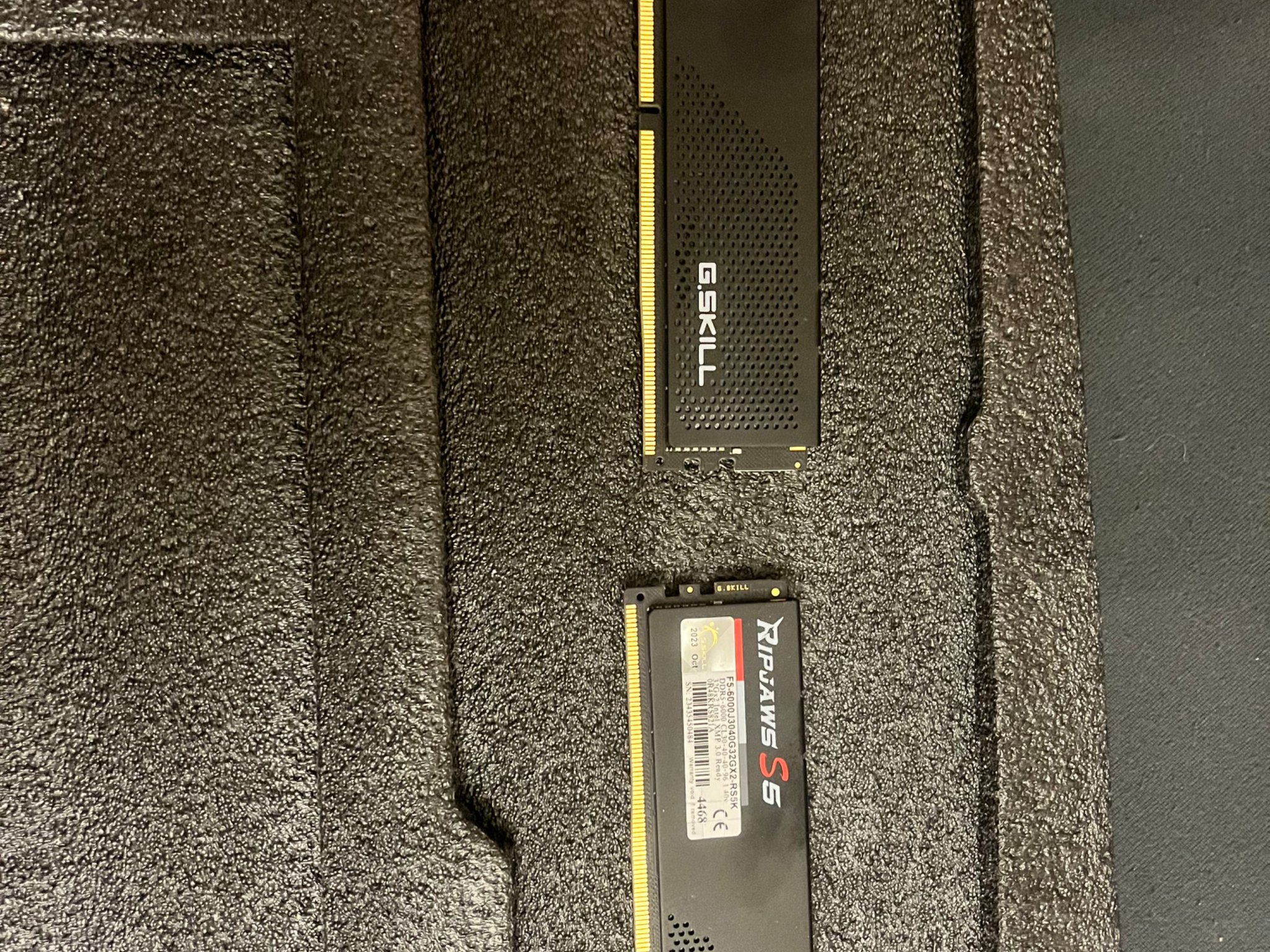 G.SKILL Ripjaws S5 DDR5 RAM 64GB (2x32GB) 6000MT/s CL30-40-40-96 1.40V