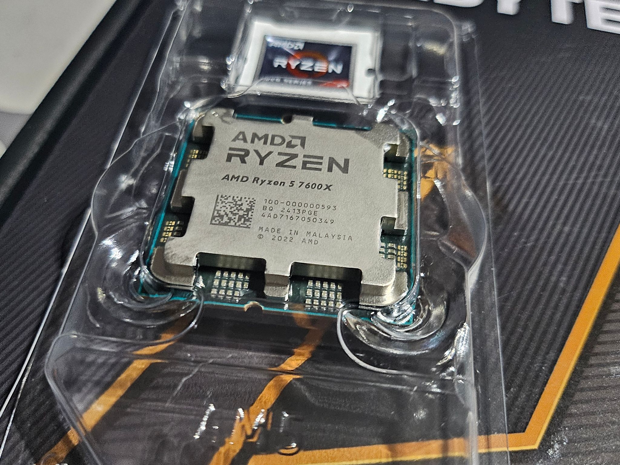 AMD Ryzen 5 7600X + Gigabyte A620M S2H AM5 CPU/Motherboard Combo - Works