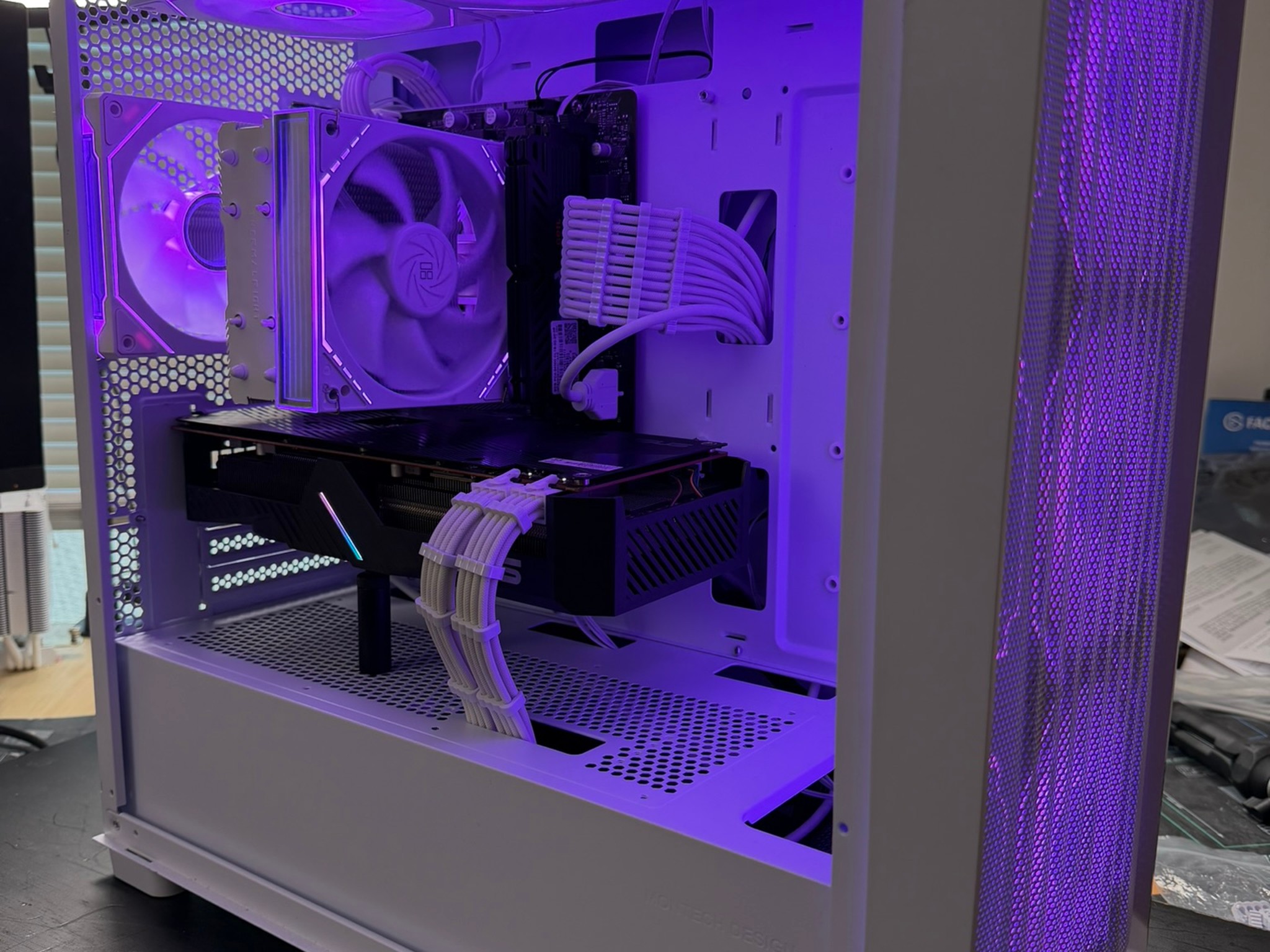Gaming PC | RX 5700XT | Ryzen 5 5600X | 16GB RAM | Windows 11 | Jawa
