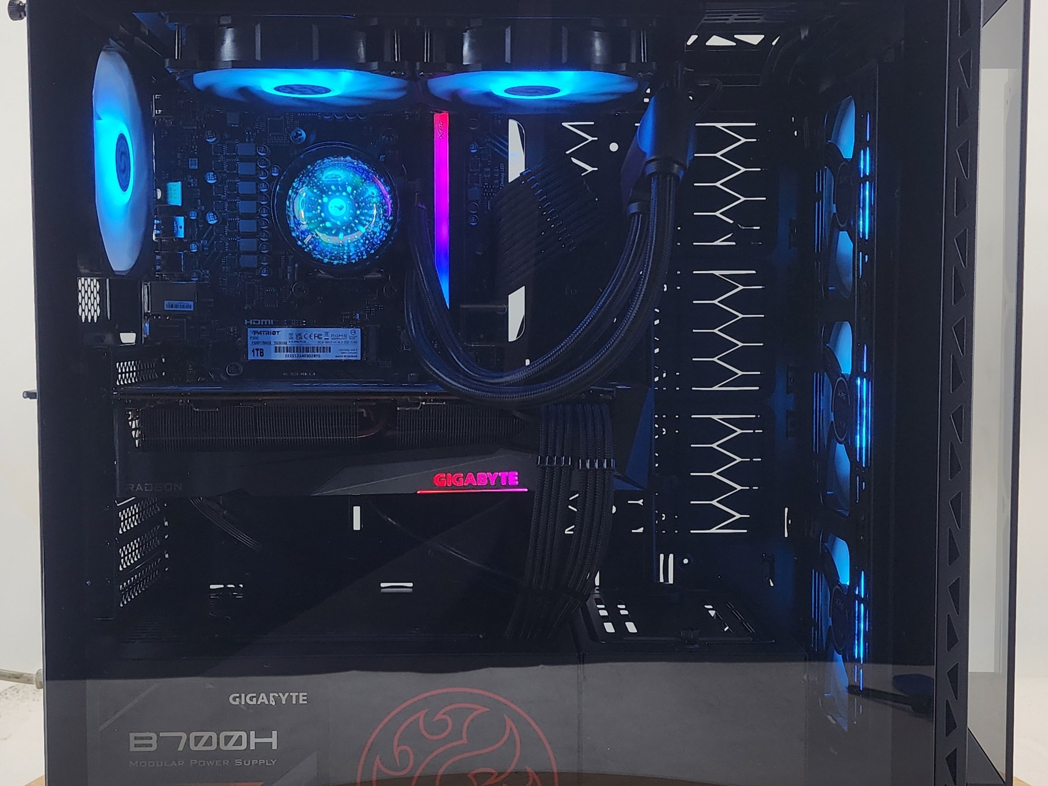 Gaming PC Ryzen 5 9600X 16GB RAM 1TB SSD RX 6800 XT 16GB Windows 11 Computer