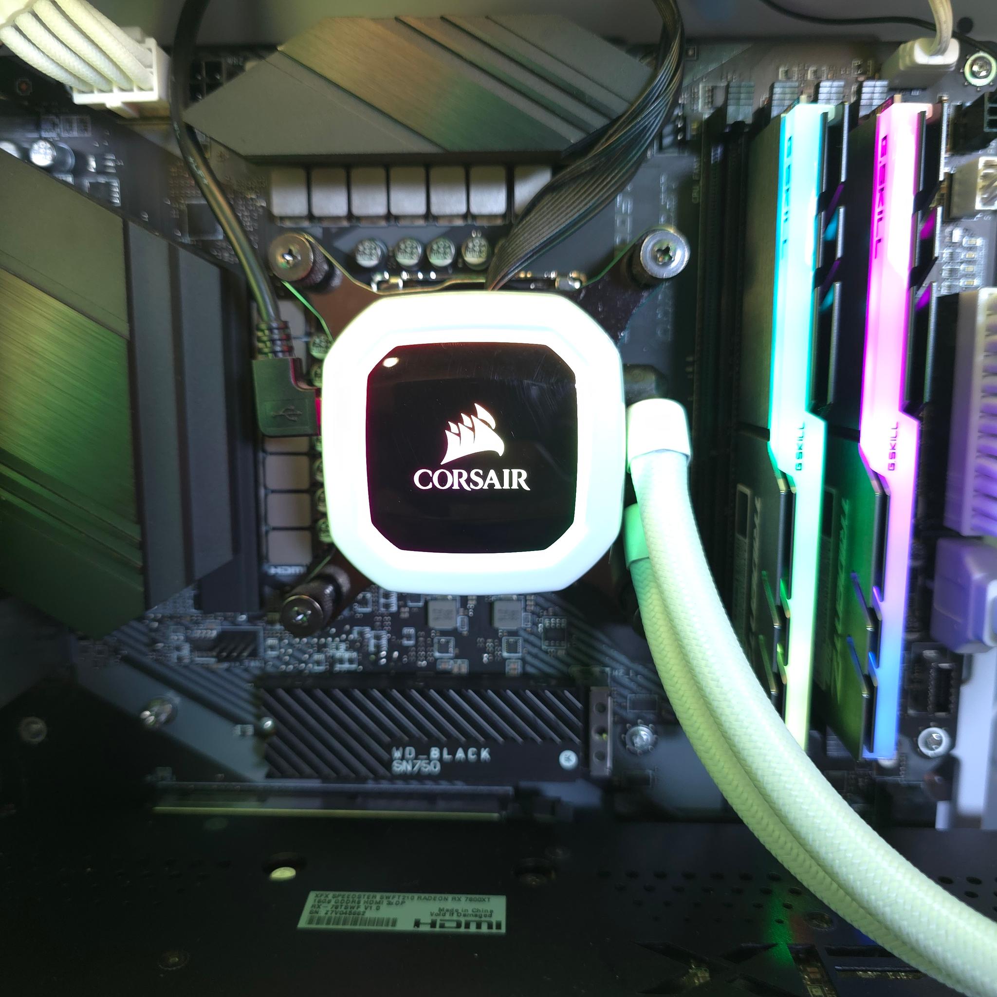 🔥 RTX 7800 XT Gaming PC | i7-10700K | 32GB RGB | 5TB Storage | White Build