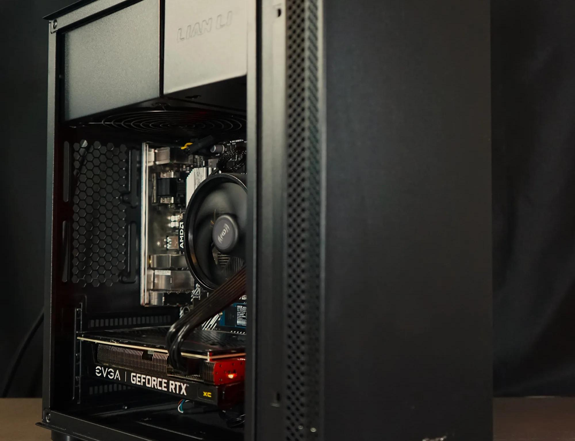 Mid Tier Gaming PC/Desktop!