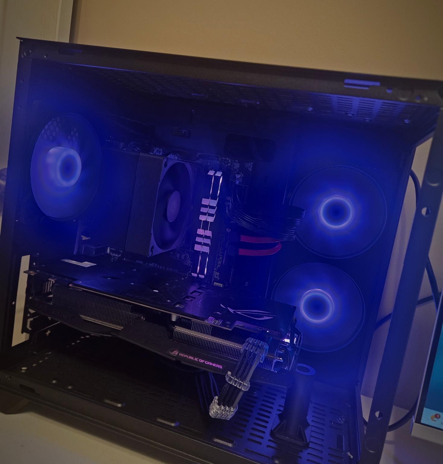 NVIDIA GeForce GTX 1070 Ti - Image 2