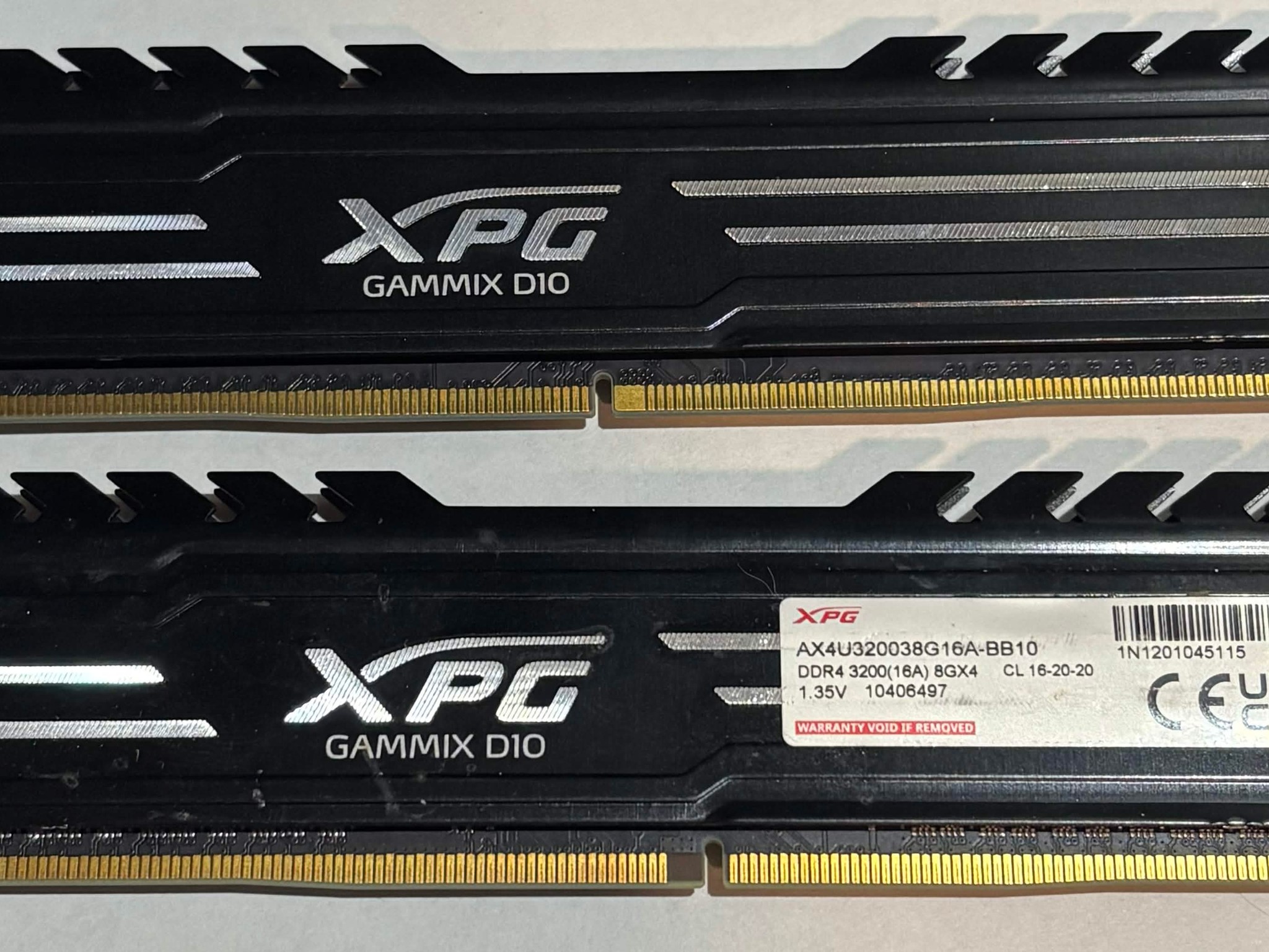 XPG Gammix D10 16GB (2x8GB) DDR4 3200MHz CL16 Gaming Memory Kit | Tested Working