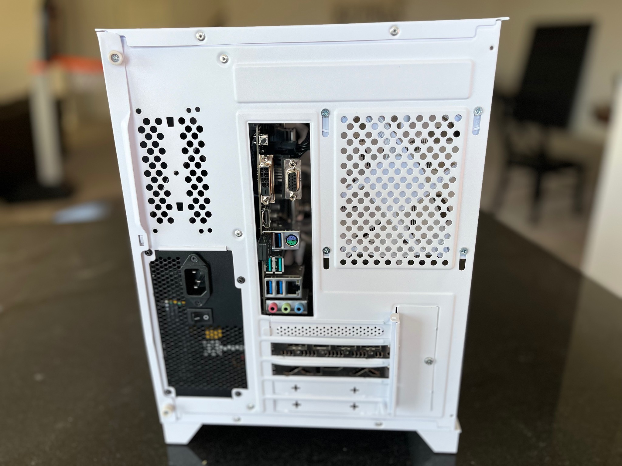 🔥 Ultimate Cyber Sale! RX 5700XT●Ryzen 5 3600●512GB ● NVMe Gen4●16GB 3200MHz●1080p Gaming PC