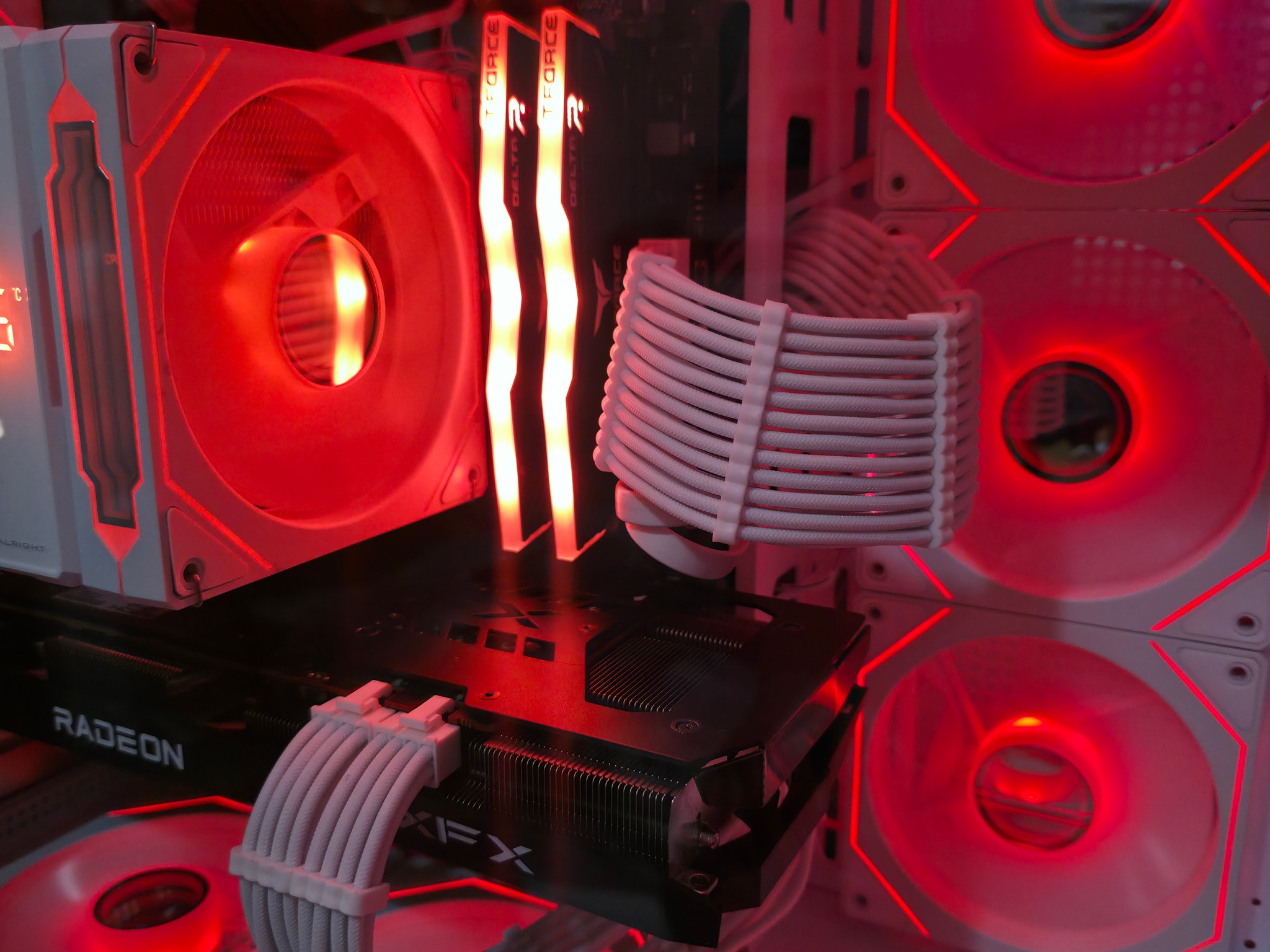 Gaming PC | 6700XT 12GIG | Ryzen 7 3800X | 16GIG DDR4 3200mhz Ram | Windows 11 Pro | Wifi/BT