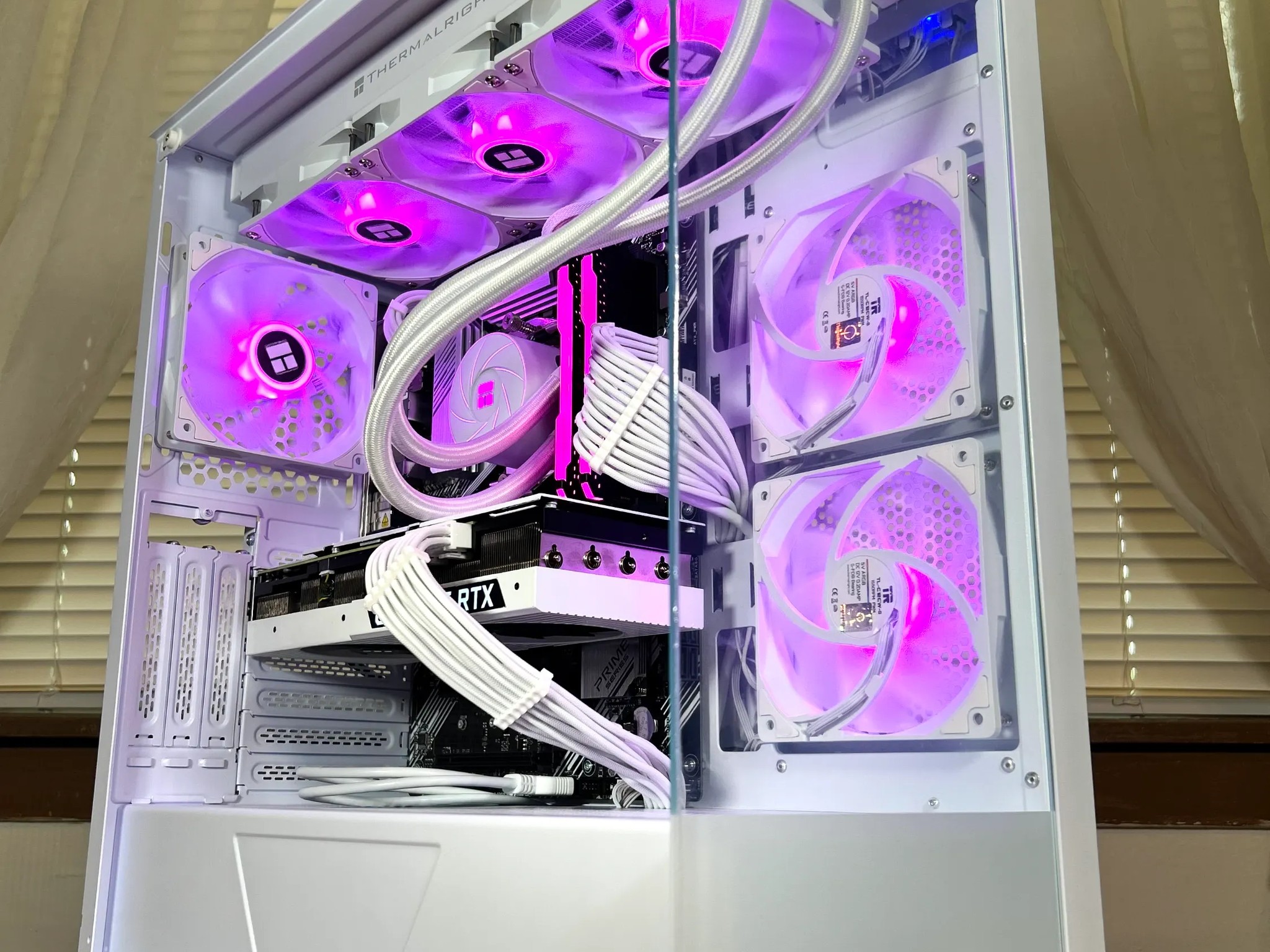 ❄️RTX 3080 | Ryzen 5 5600x ❄️ 1440p Ready ❄️ White Gaming PC ❄️