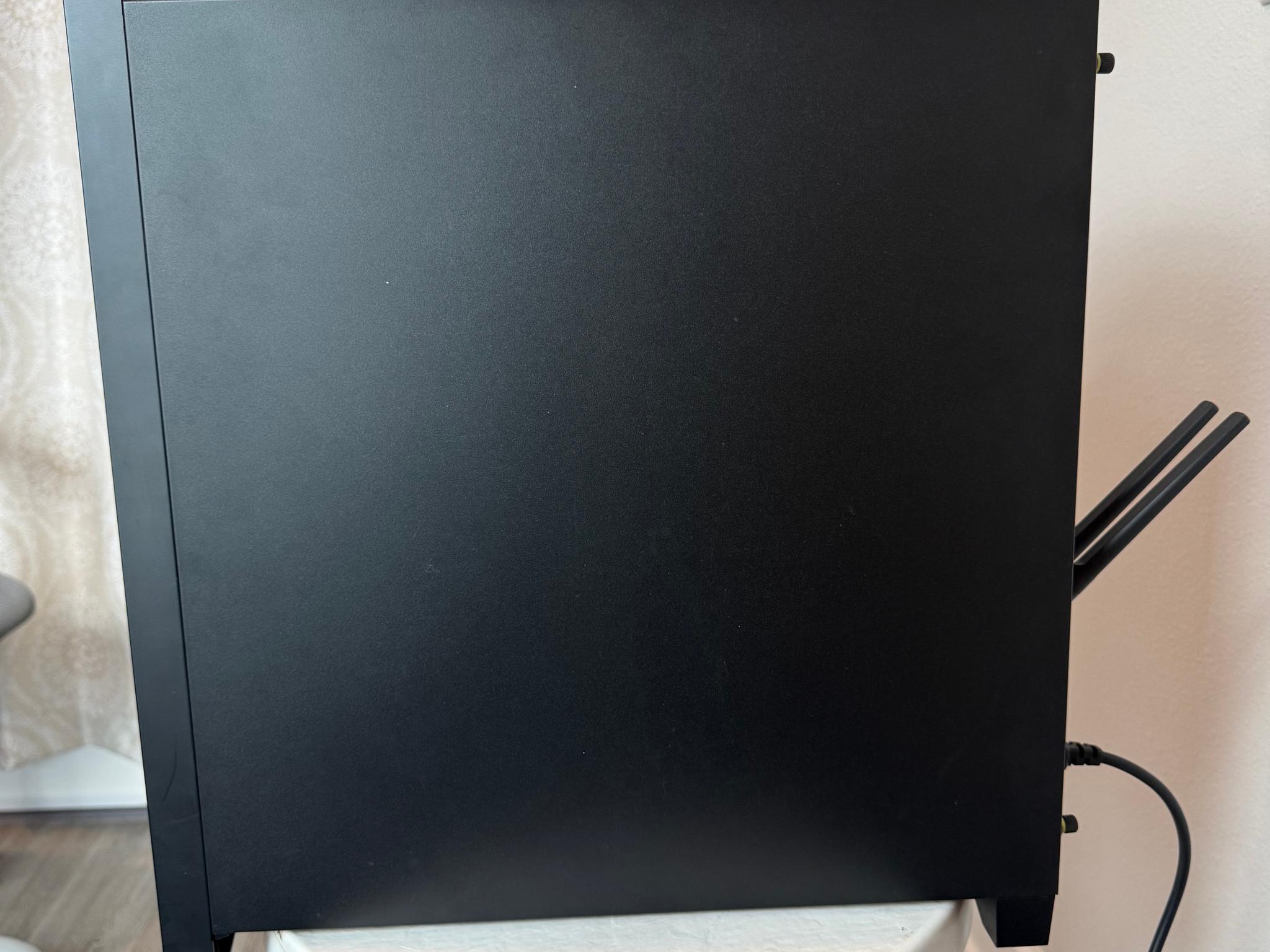 Corsair 4000D - Ryzen 7 5700X 8-Core, RTX 3070, 48GB DDR4, 1TB M.2 NVMe
