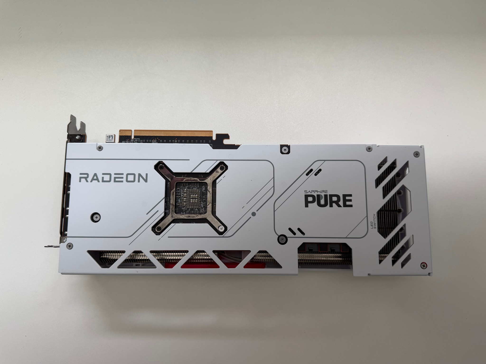 SAPPHIRE PULSE Radeon RX 7800 XT
