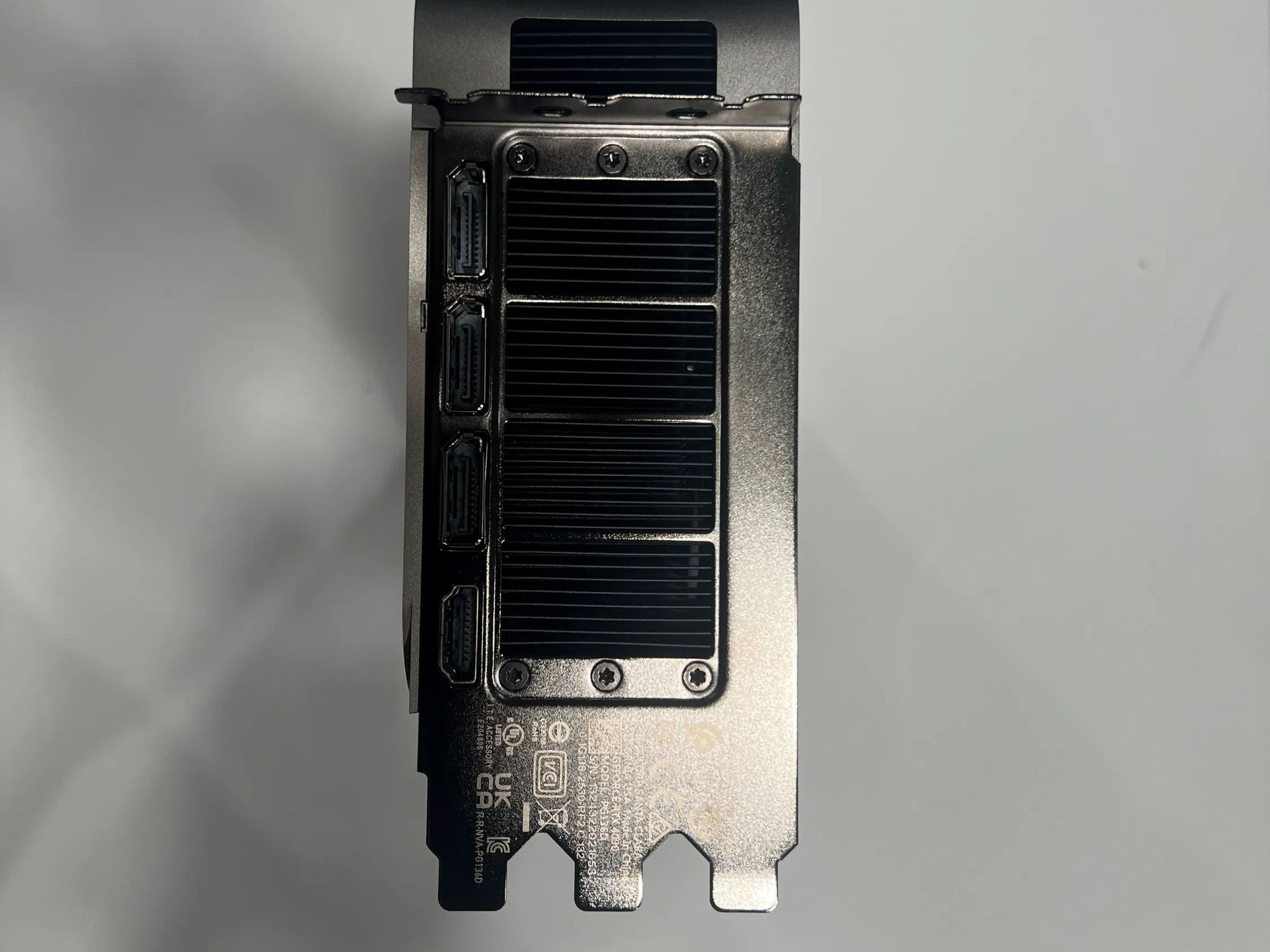 NVIDIA RTX 4090 FOUNDERS 24GB