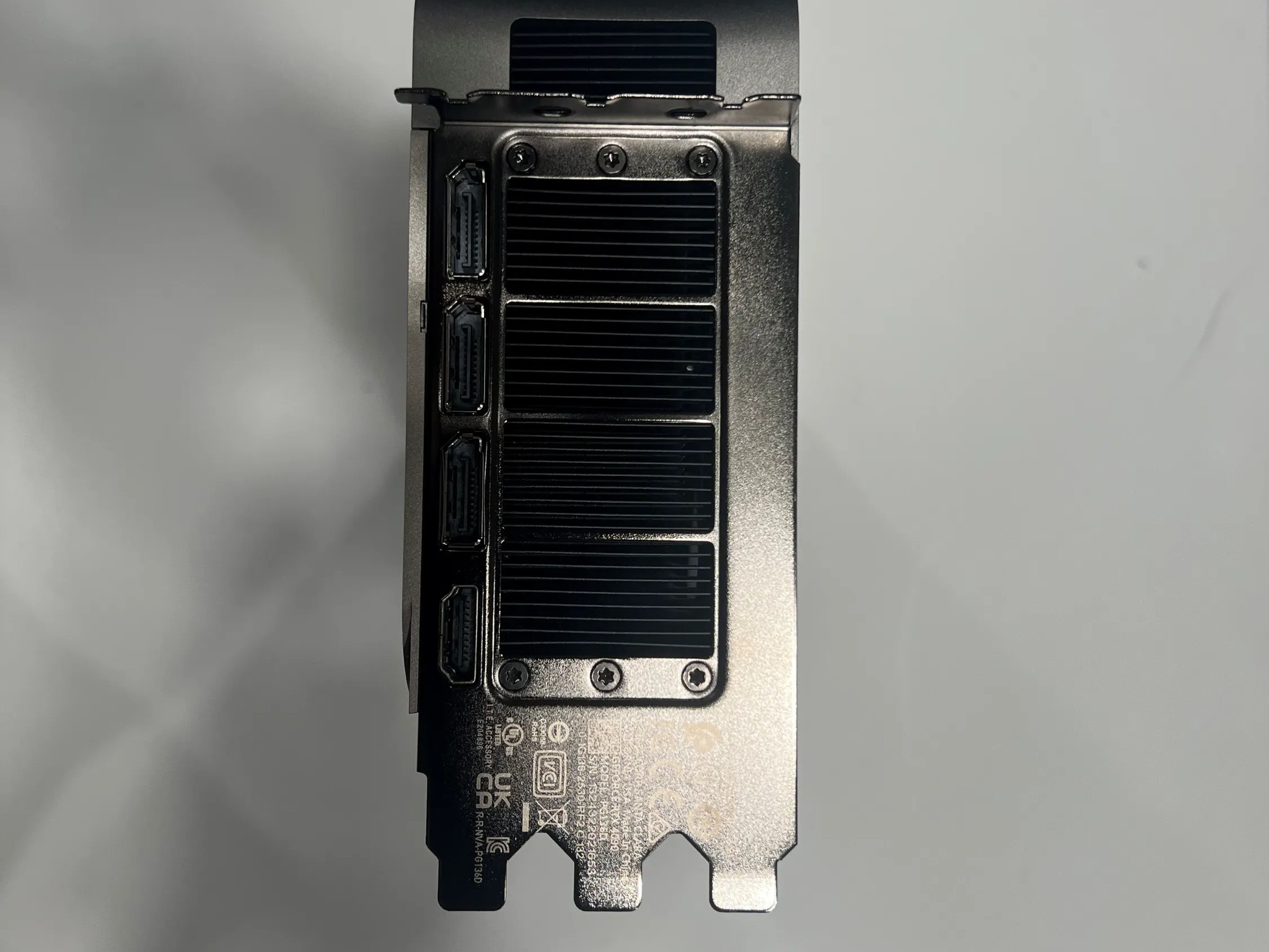 NVIDIA RTX 4090 FOUNDERS 24GB