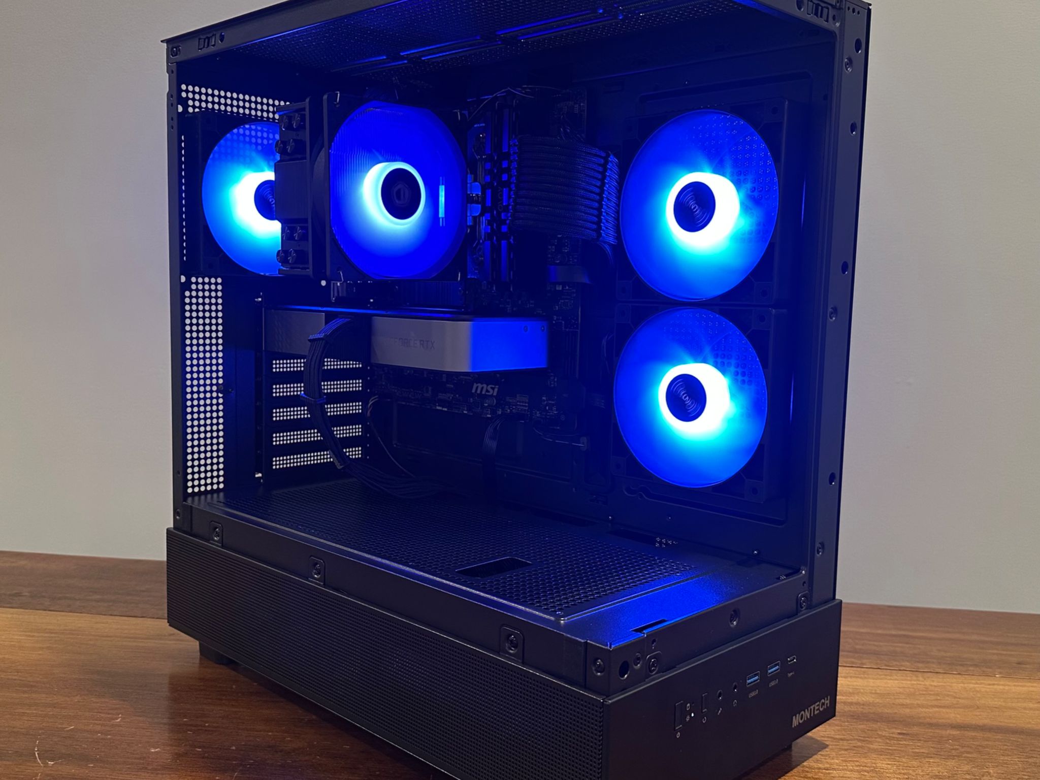 RTX 3070 FE | RYZEN 5 5600X | 32GB RAM | 1TB SSD | WIFI | Windows 11
