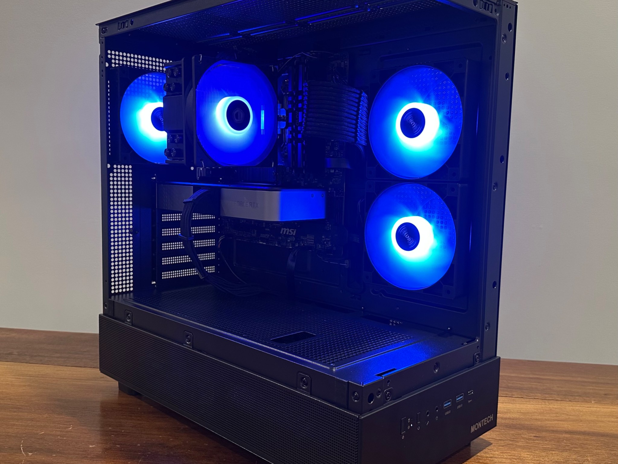 RTX 3070 FE | RYZEN 5 5600X | 32GB RAM | 1TB SSD | WIFI | Windows 11