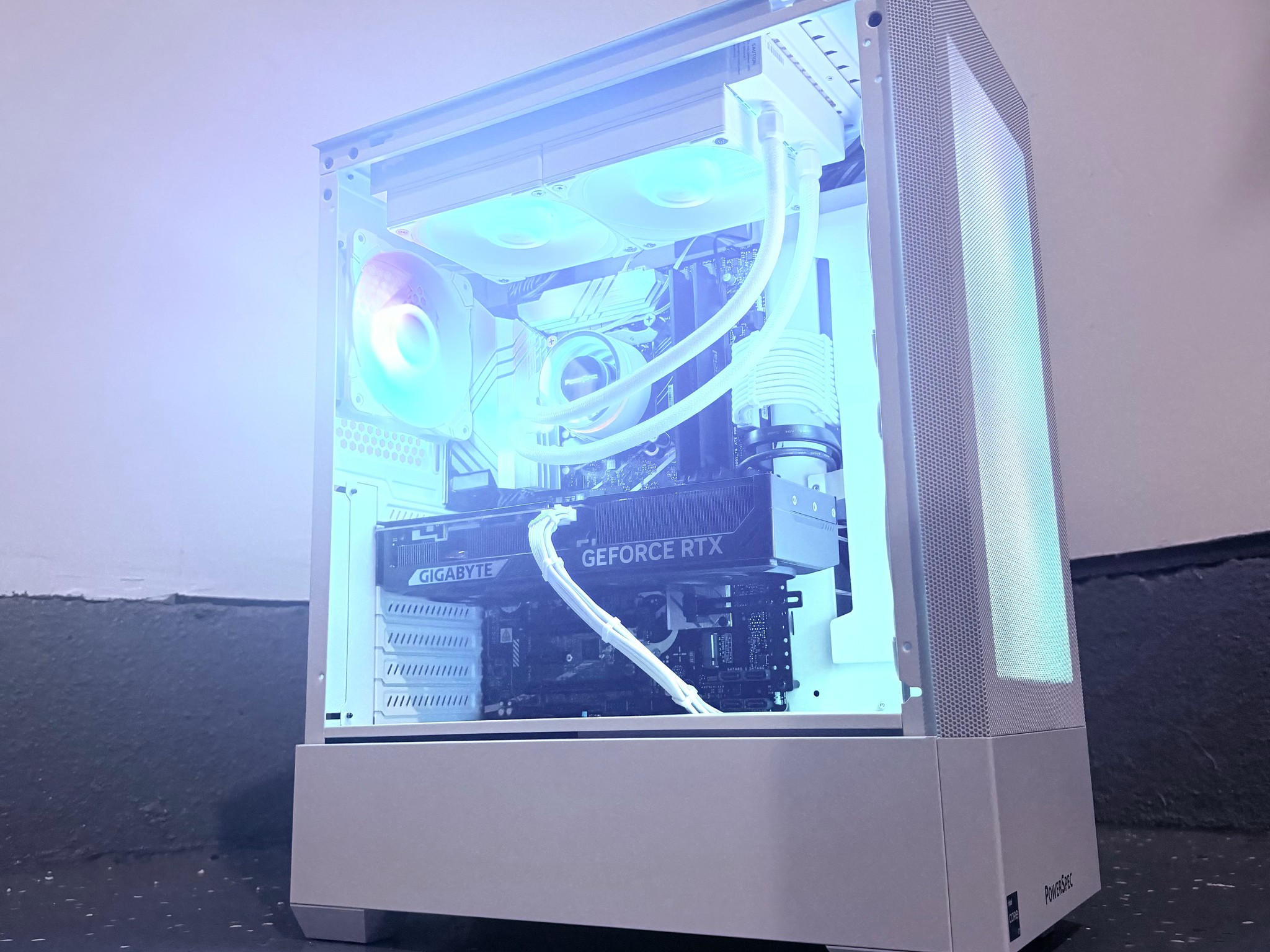 🌈"Celestial Flux"⚪️ | 1440p Gaming | RTX 5070 | i7 14700KF | 32GB DDR5 | 1TB SSD | Free Shipping