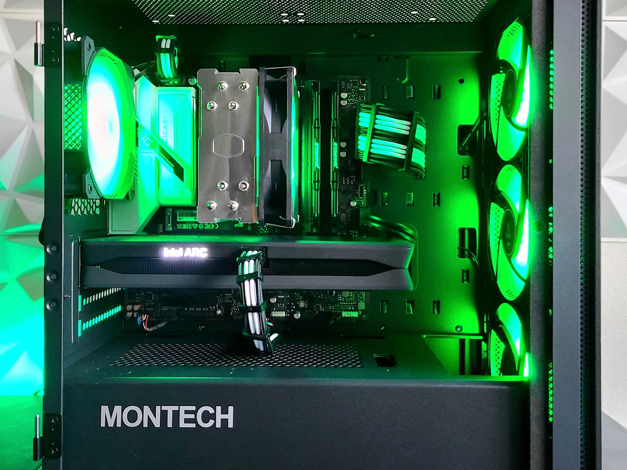 🔵⚫️ Intel Arc B580 12 GB | Intel i5 12600KF 10-Core CPU | 32 GB Ram | 1 TB SSD ⚫️🔵