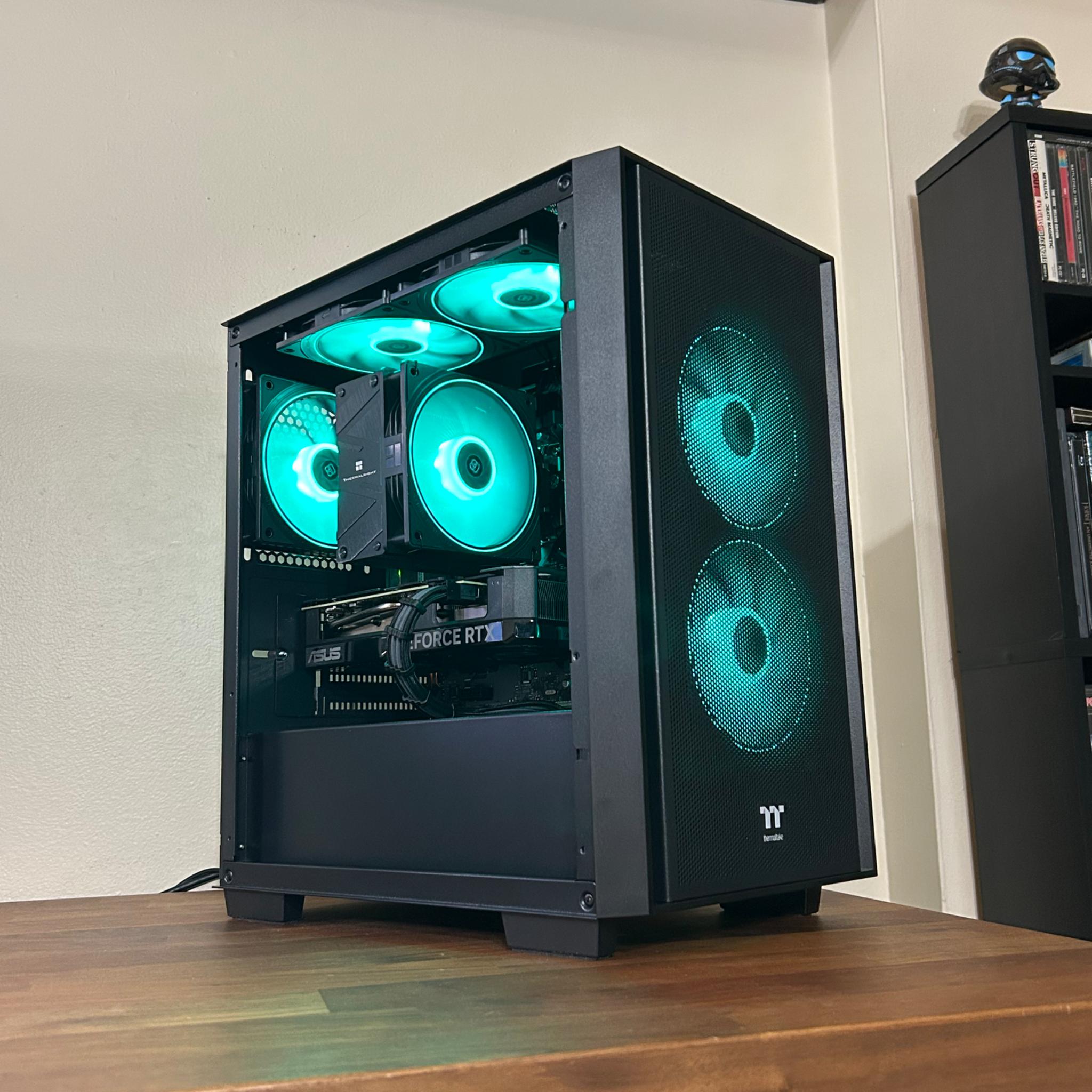 RTX 4070 12GB | Intel i5 13400F | 32GB DDR5 | 1TB SSD | The Stalker RTX