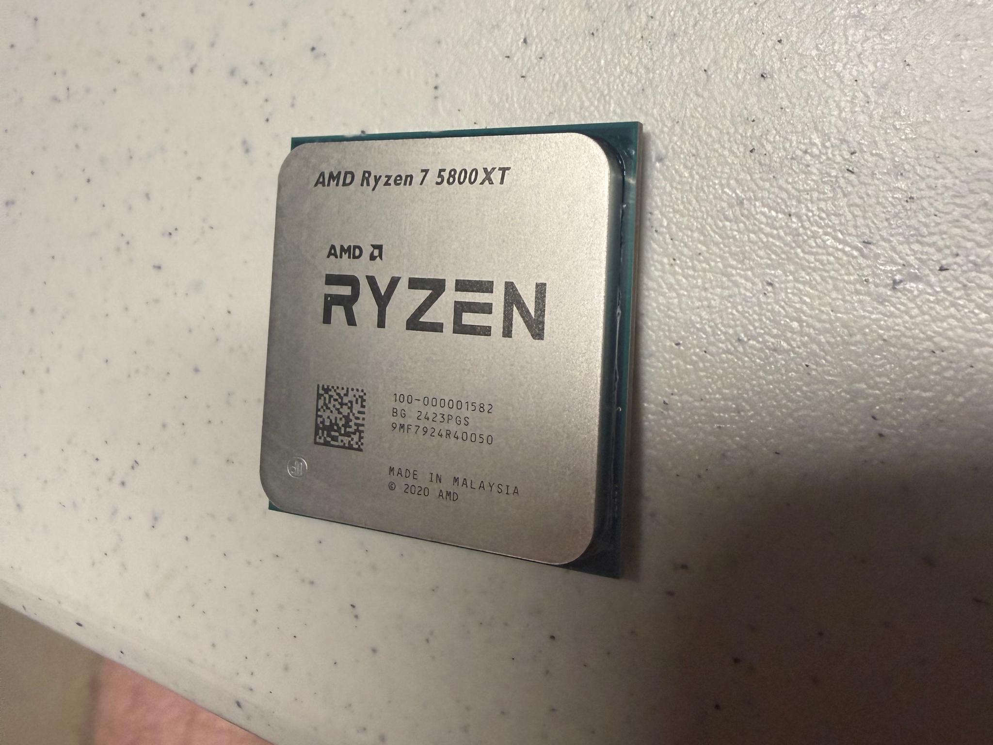 AMD Ryzen 7 5800XT - Image 1