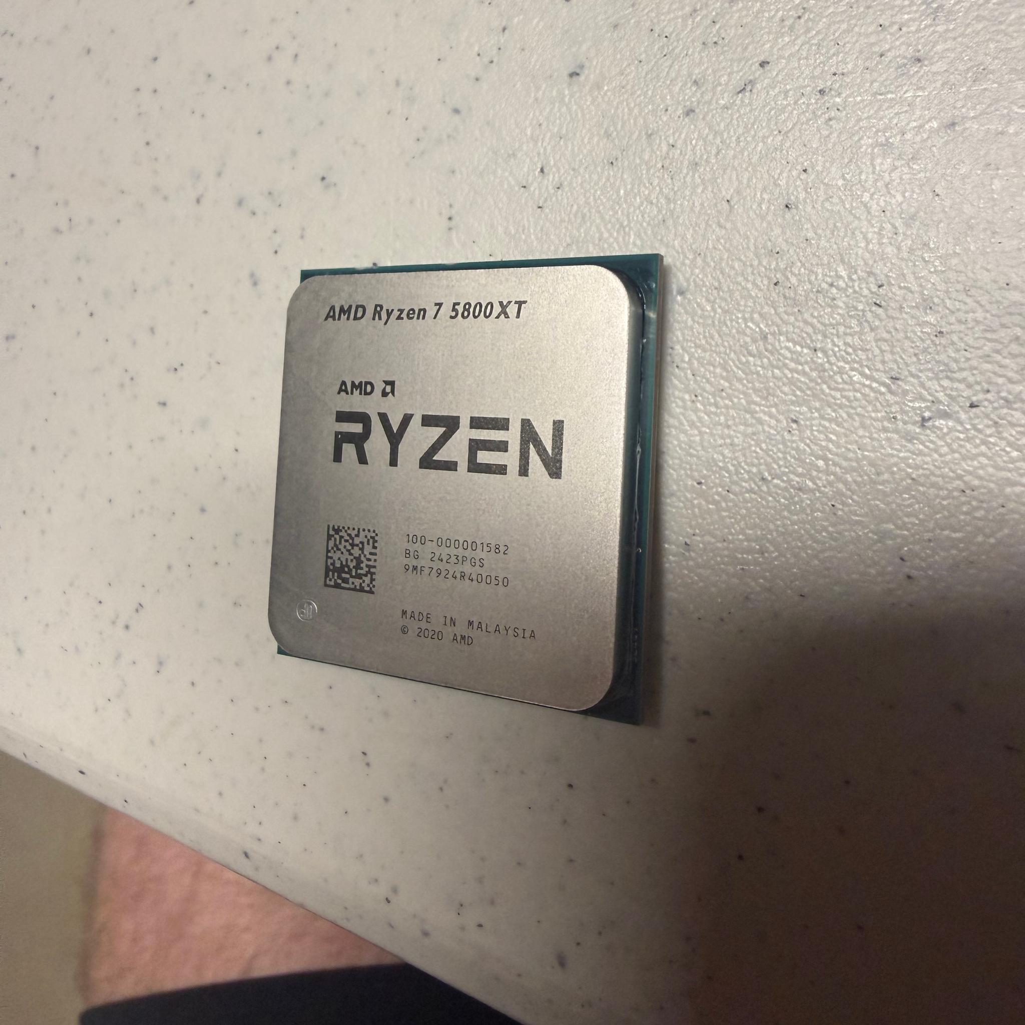 AMD Ryzen 7 5800XT