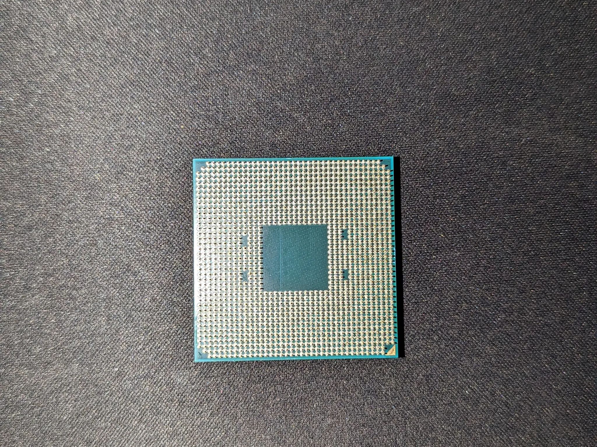 USED AMD Ryzen 7 5800X3D