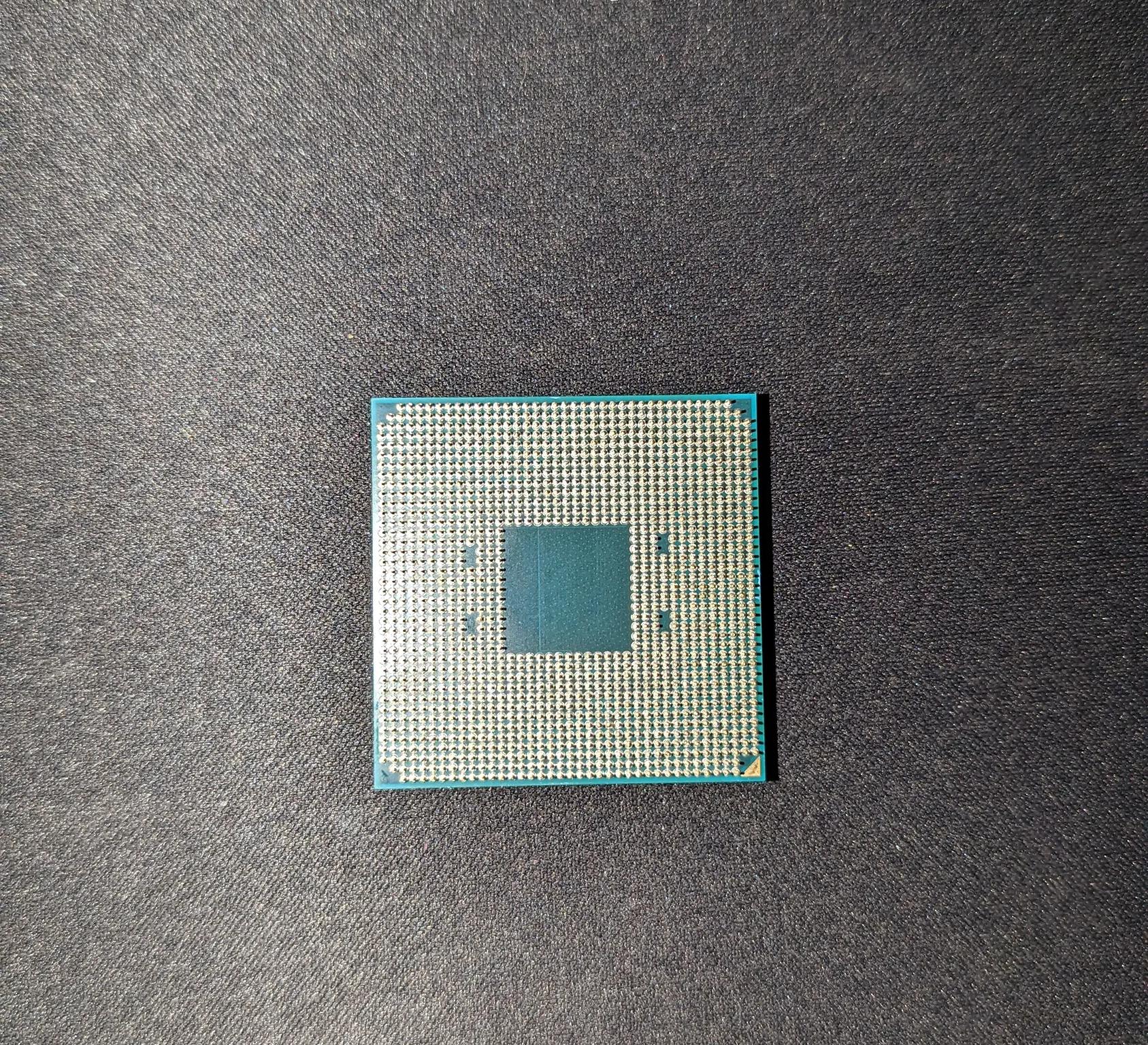 USED AMD Ryzen 7 5800X3D