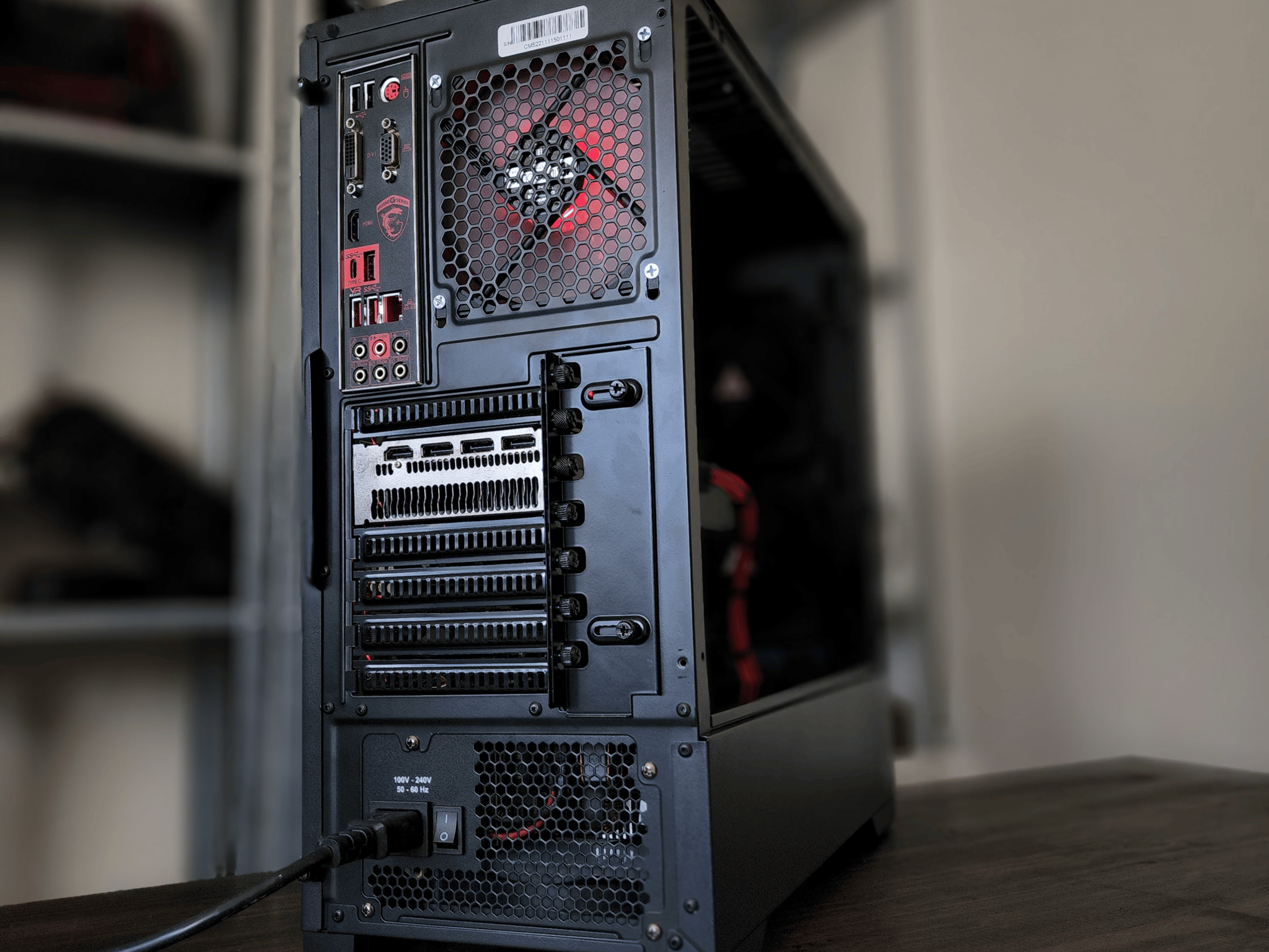 AMD Ryzen 3 2200G // XFX Radeon RX 480 8GB // GSKILL 16GB 3000MHz