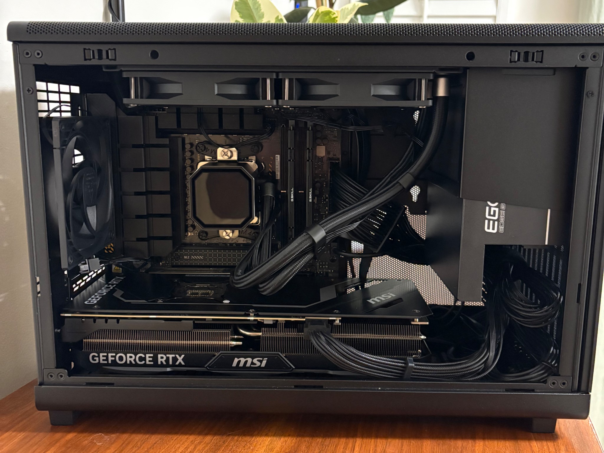 9800X3D / 4080 Super Build