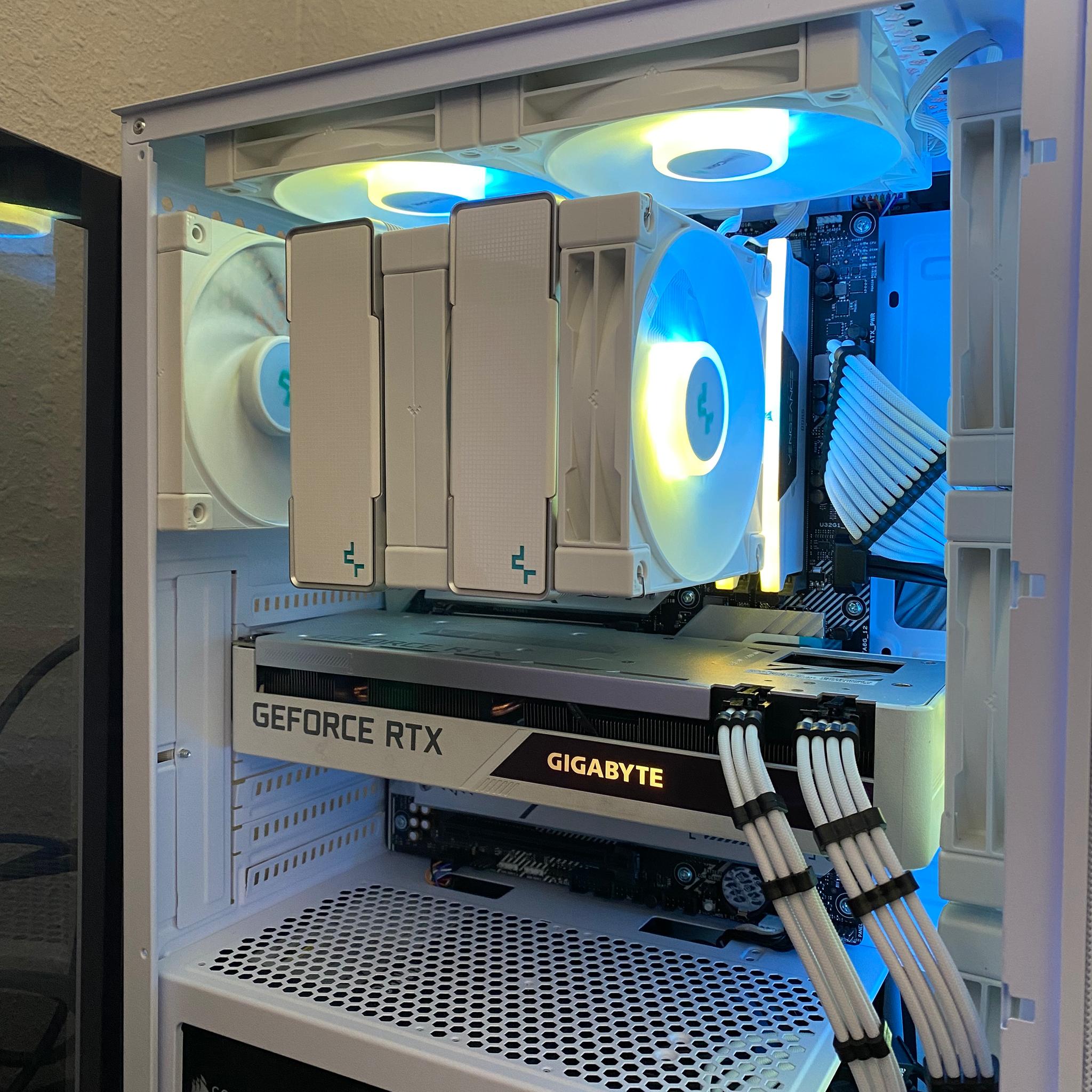 Diorite III i7 12700k 32GB DDR5 RTX 3070 2TB NVME Gaming and Streaming PC 