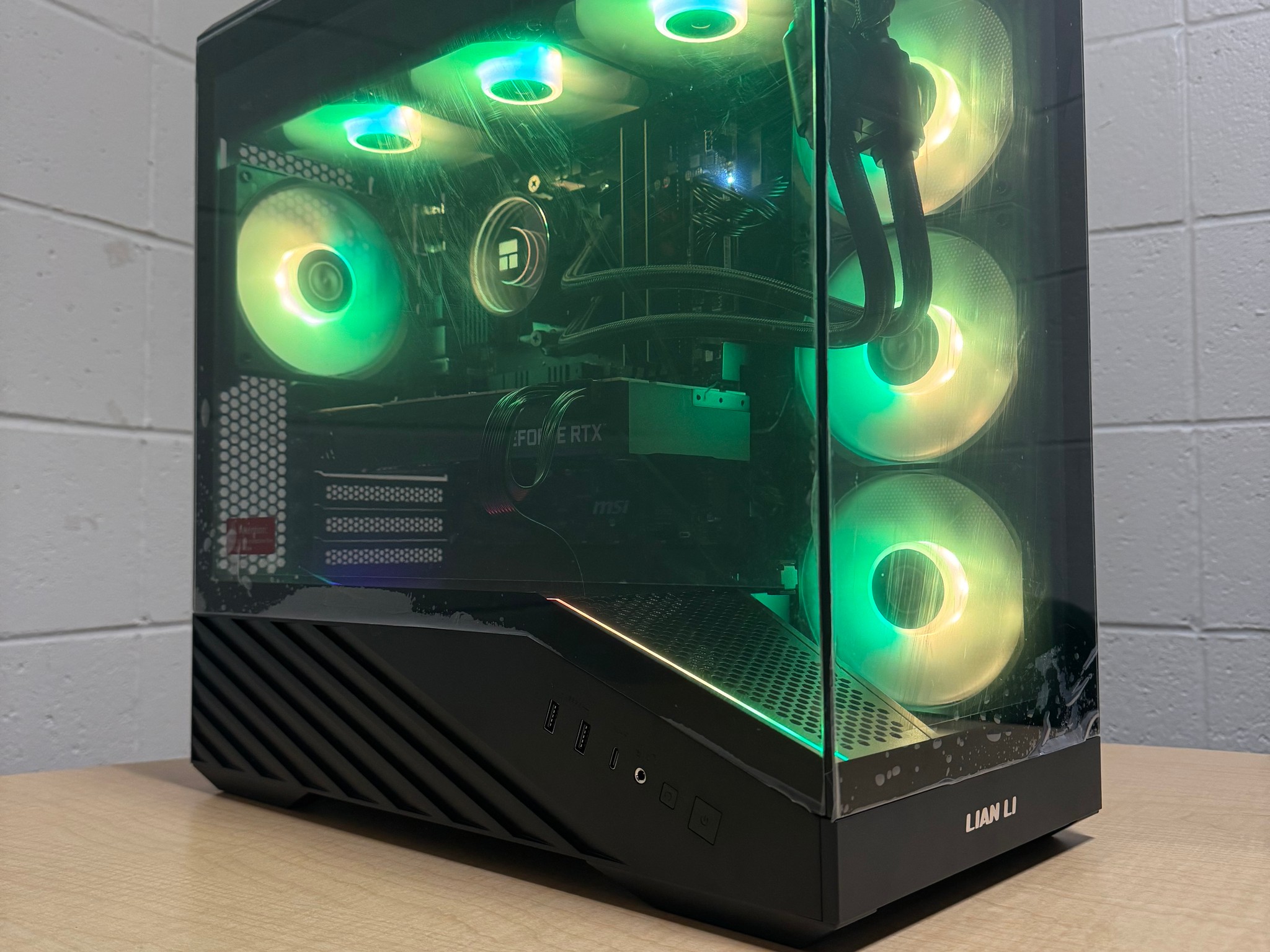 🚀 Gaming PC | RTX 2080 Ti 11GB | 32GB RAM | 1TB Samsung 980 Pro | WiFi/BT